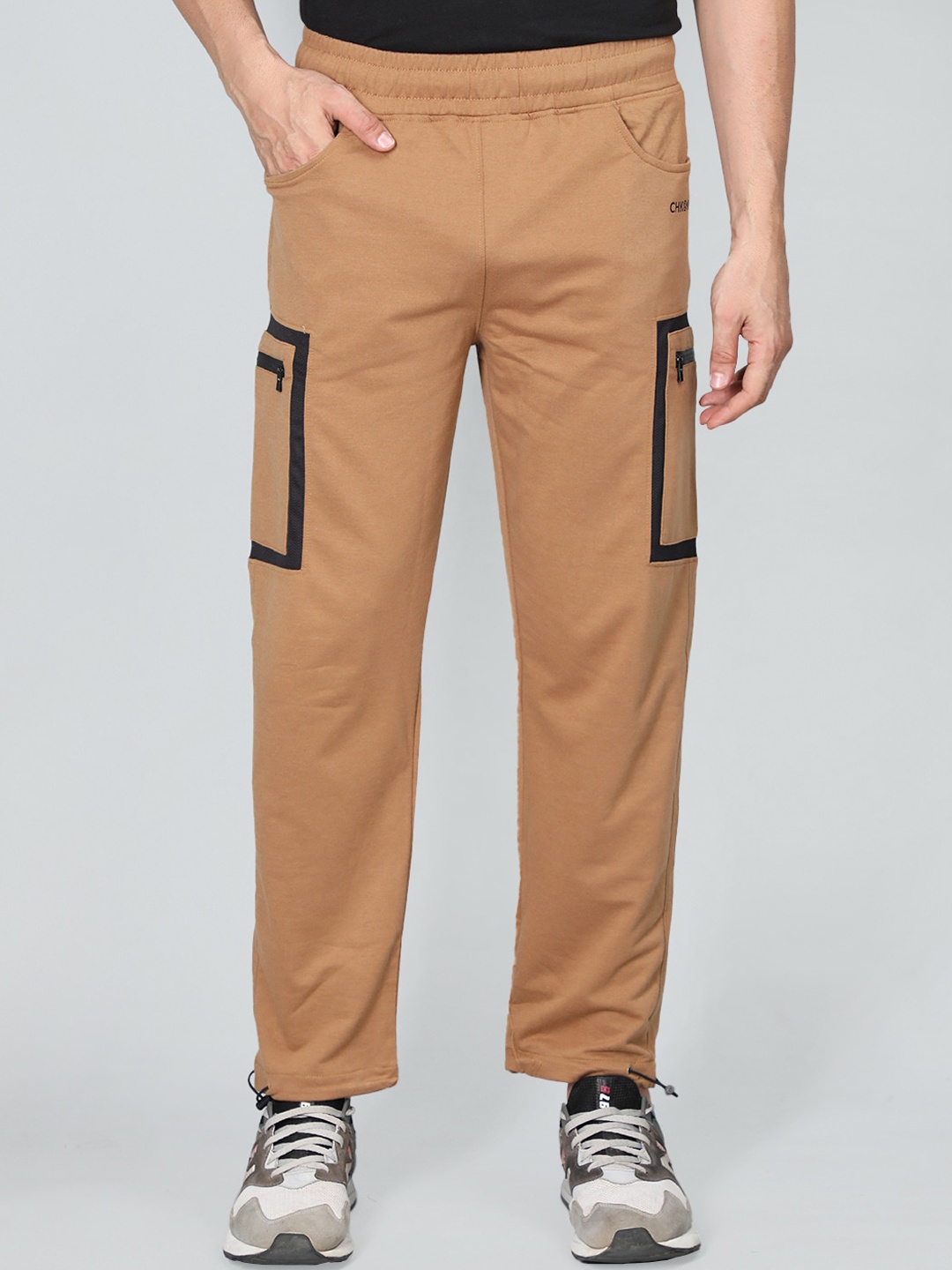 

CHKOKKO Men Mid-Rise Sports Track Pants, Camel brown