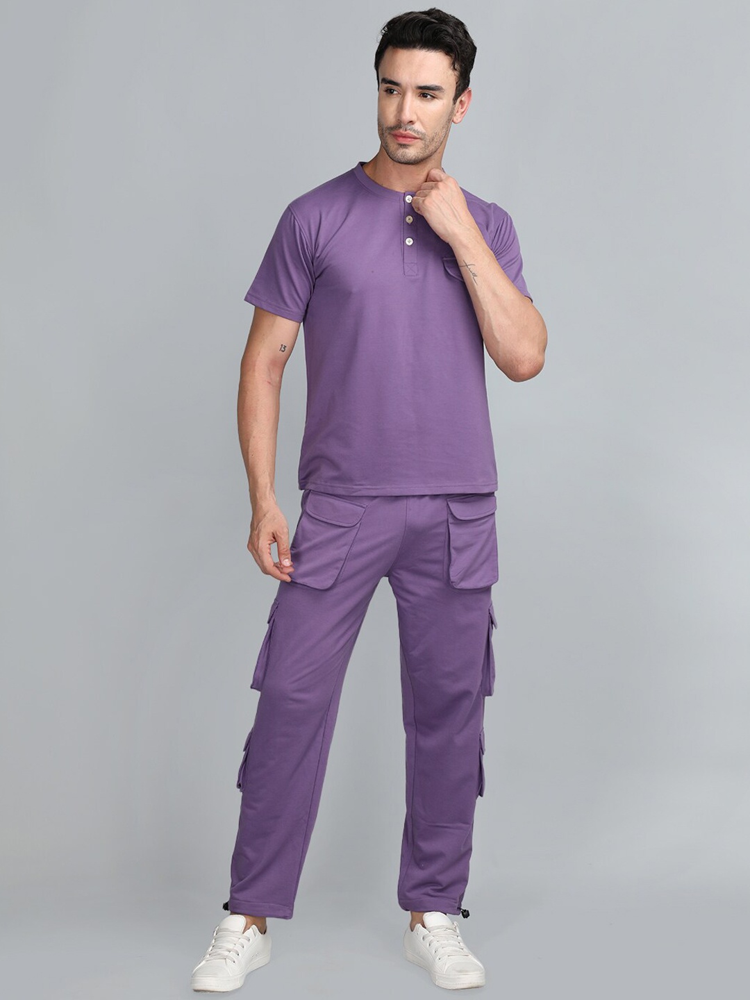

CHKOKKO Henley Neck T-Shirt With Cargo Trouser, Purple