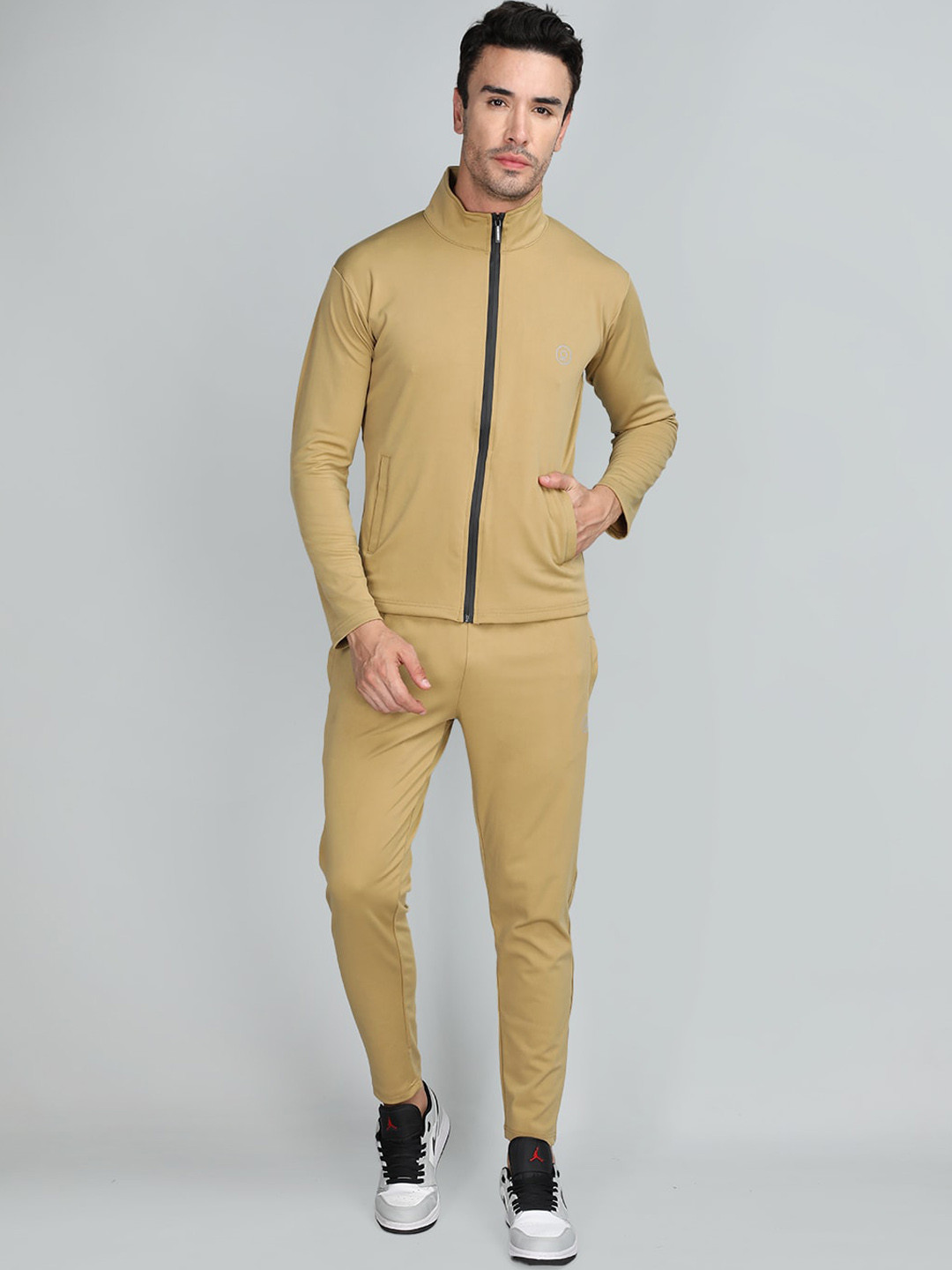 

CHKOKKO Stand Collar Long Sleeves Sports Jacket, Camel brown