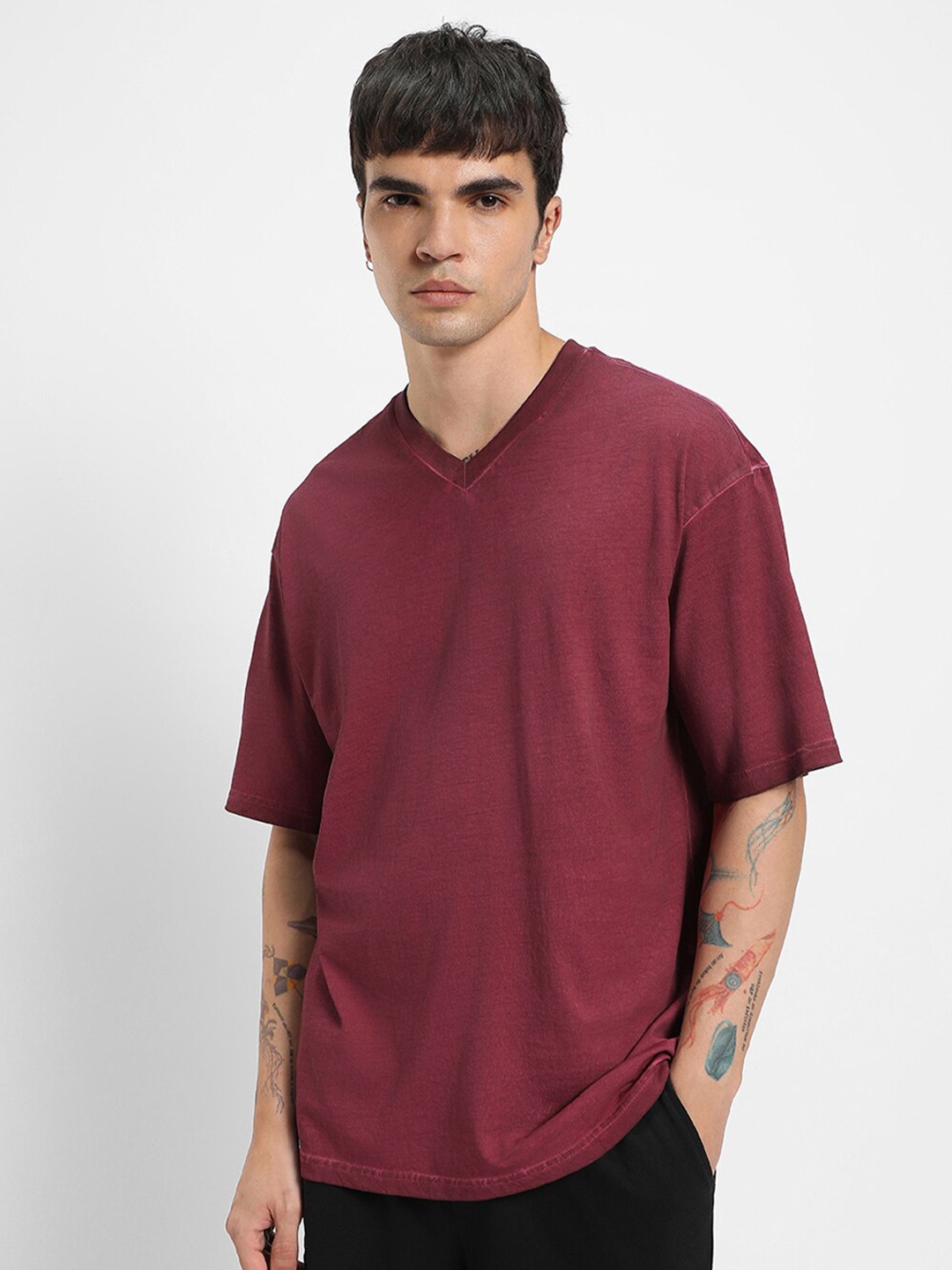 

Bewakoof V-Neck Pure Cotton Oversized T-shirt, Maroon