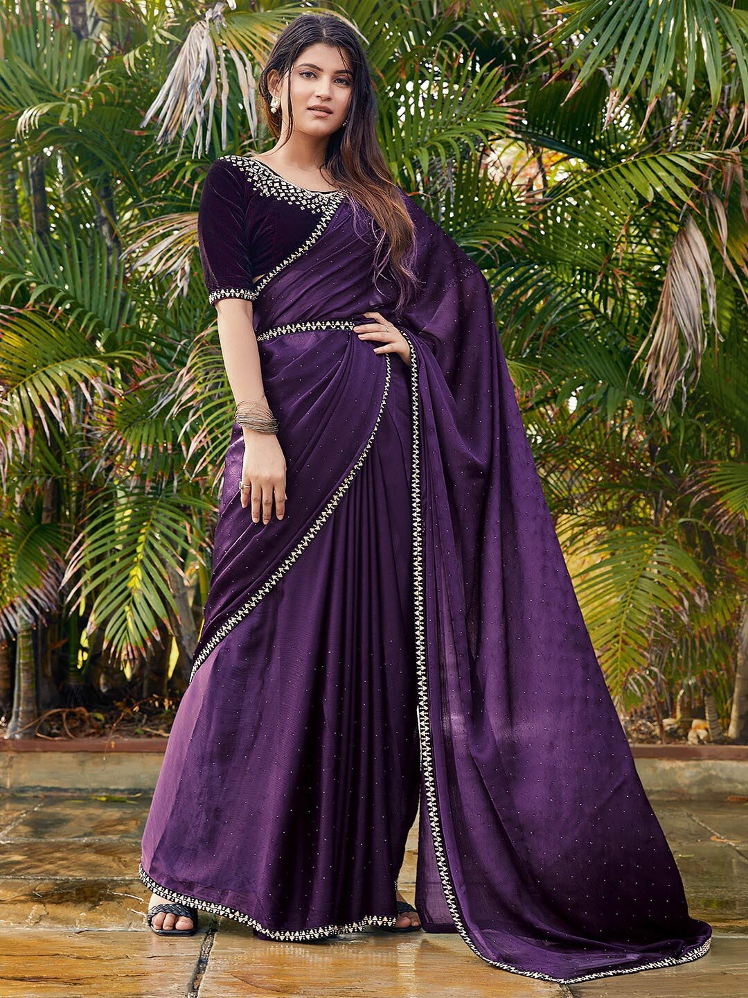 

Mitera Purple & White Embellished Beads and Stones Pure Chiffon Saree