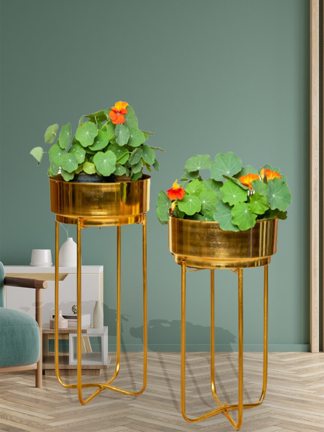 

The Art House 2 Pieces Gold Toned Metal Planters