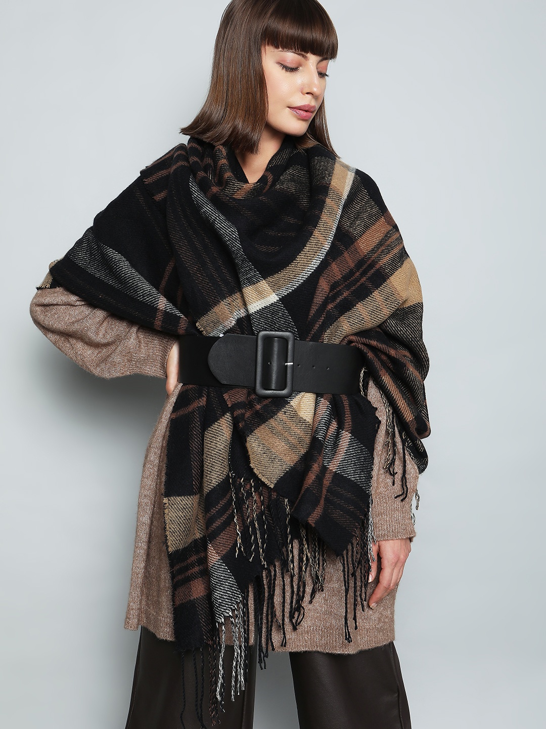 

Vero Moda Checked Poncho With Fringed Detail, Black