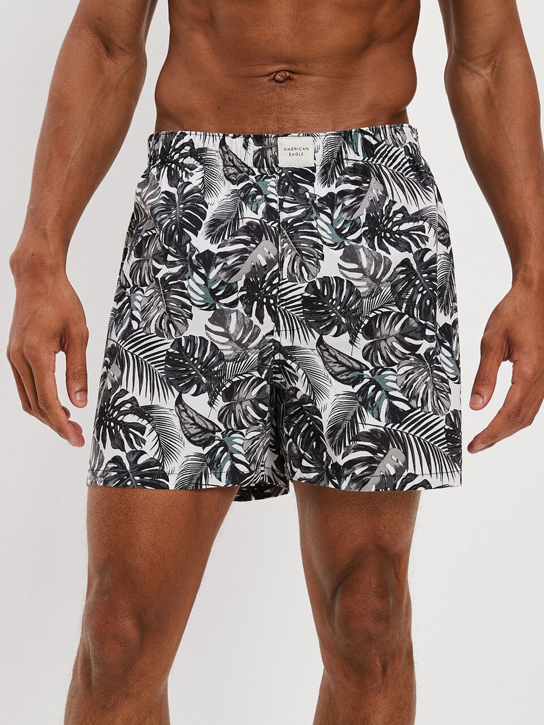 

AMERICAN EAGLE OUTFITTERS Tropical Printed Anti-Roll Boxer WES0230011020, Black