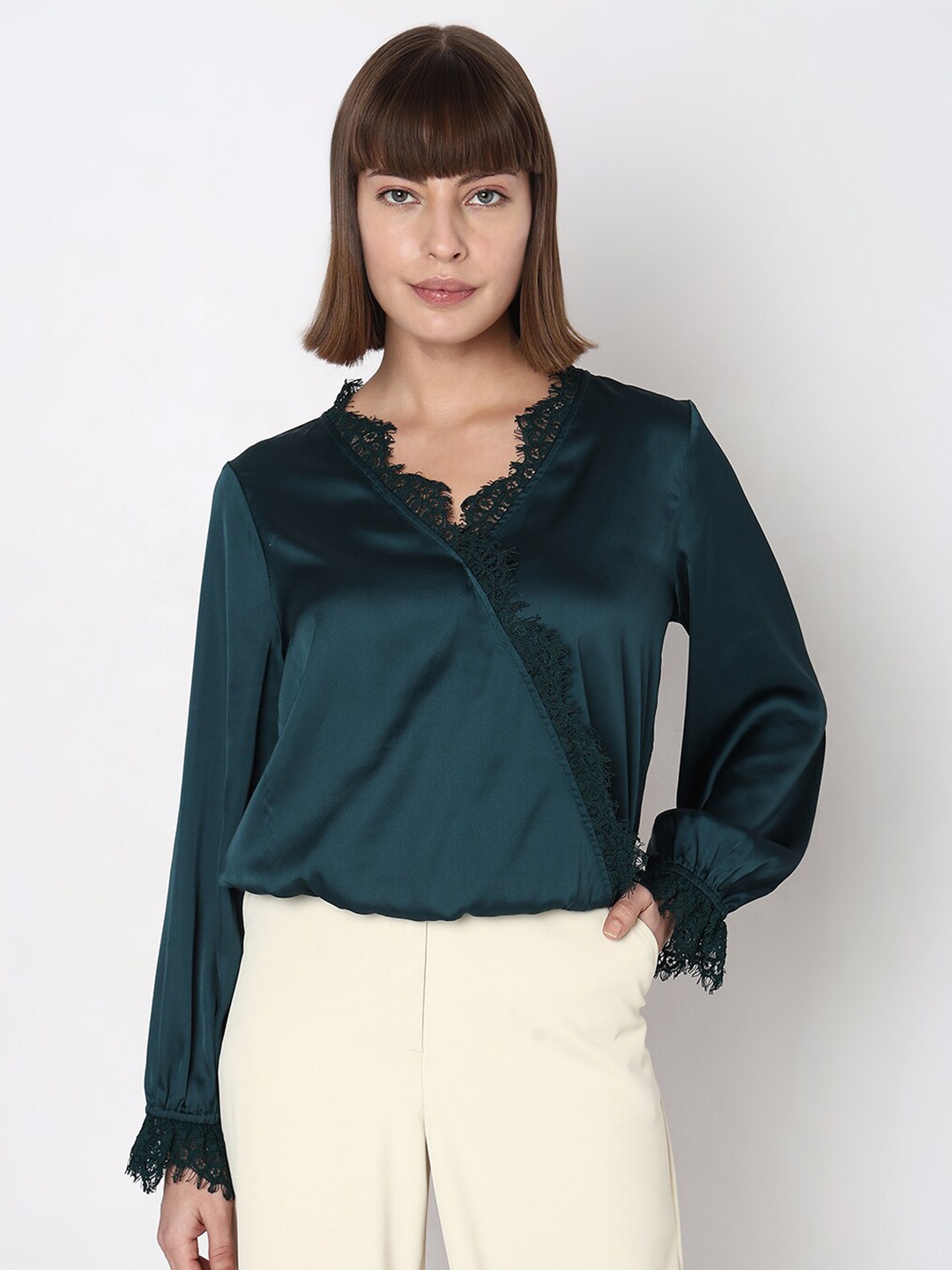 

Vero Moda V-Neck Lace Inserts Wrap Top, Green