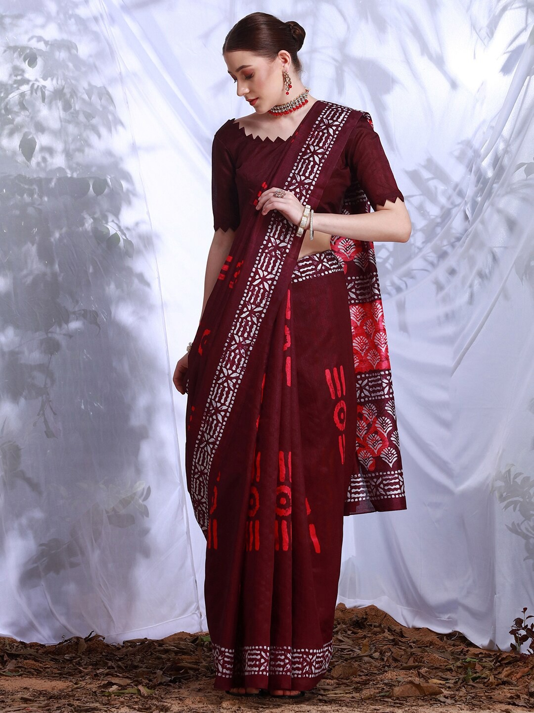 

KALINI Ethnic Motifs Printed Bhagalpuri Silk Saree, Maroon