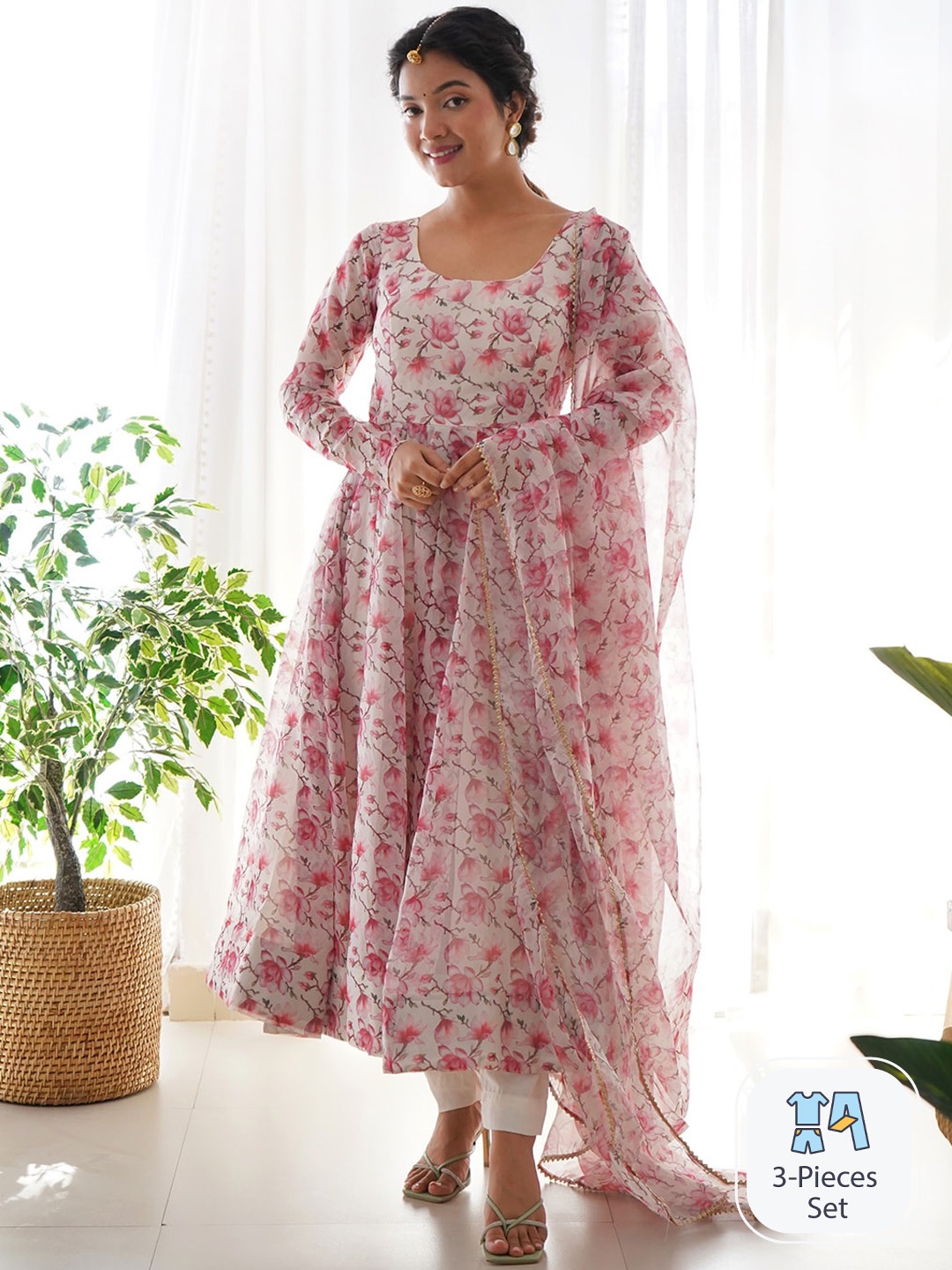 

Fusionic Floral Printed Empire Anarkali Kurta & Trousers With Dupatta, Pink