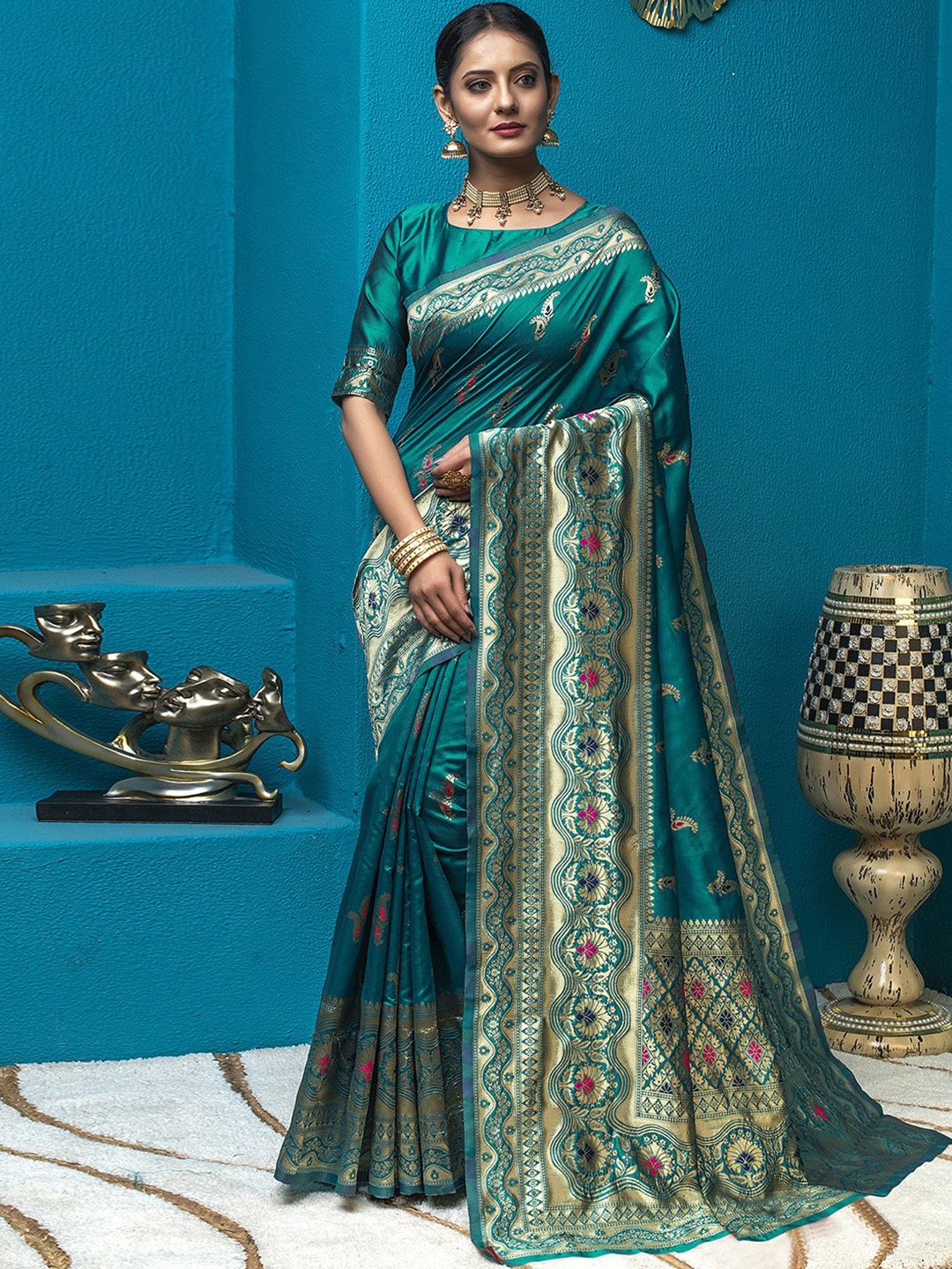 

Satrani Ethnic Motifs Woven Design Zari Art Silk Banarasi Saree, Teal