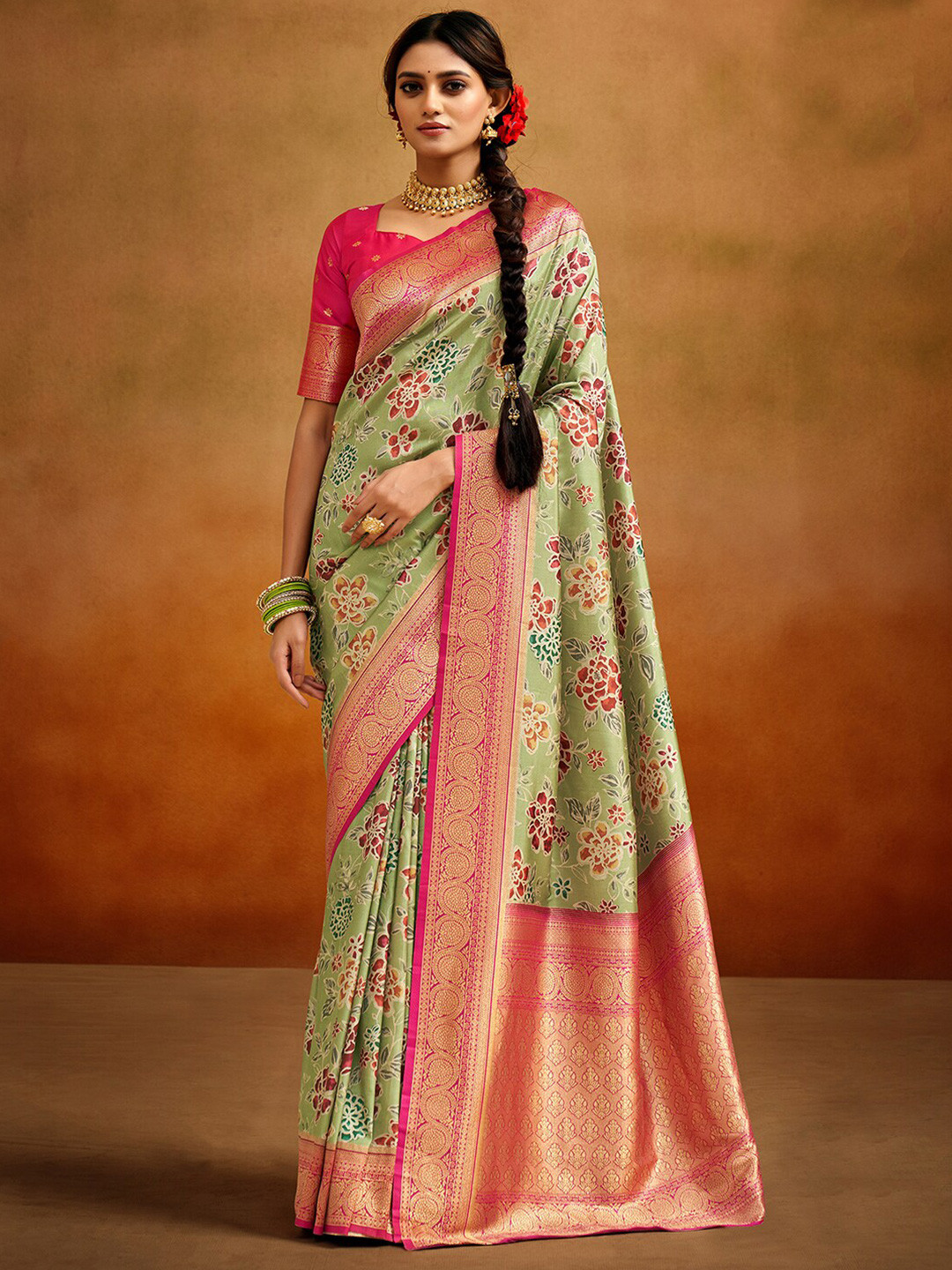 

Satrani Woven Design Zari Silk Blend Banarasi Saree, Lime green
