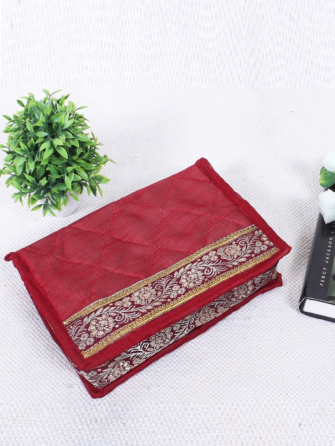 

Kuber Industries Maroon 6 Pouch Reusable Organiser