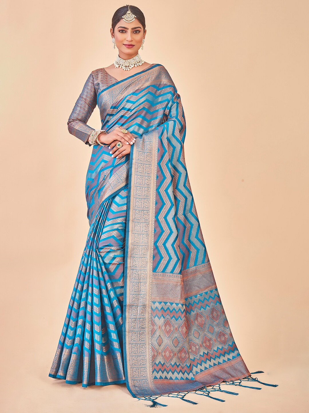 

Anouk Geometric Woven Design Zari Organza Saree, Turquoise blue