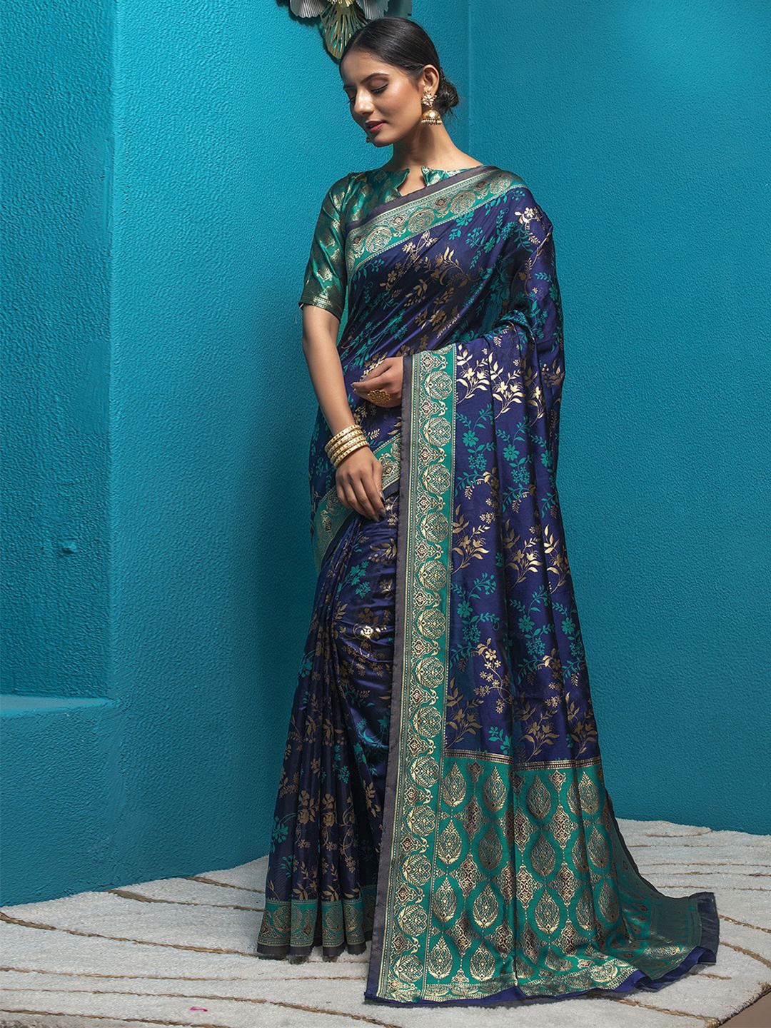 

Mitera Floral Woven Design Zari Banarasi Saree, Blue