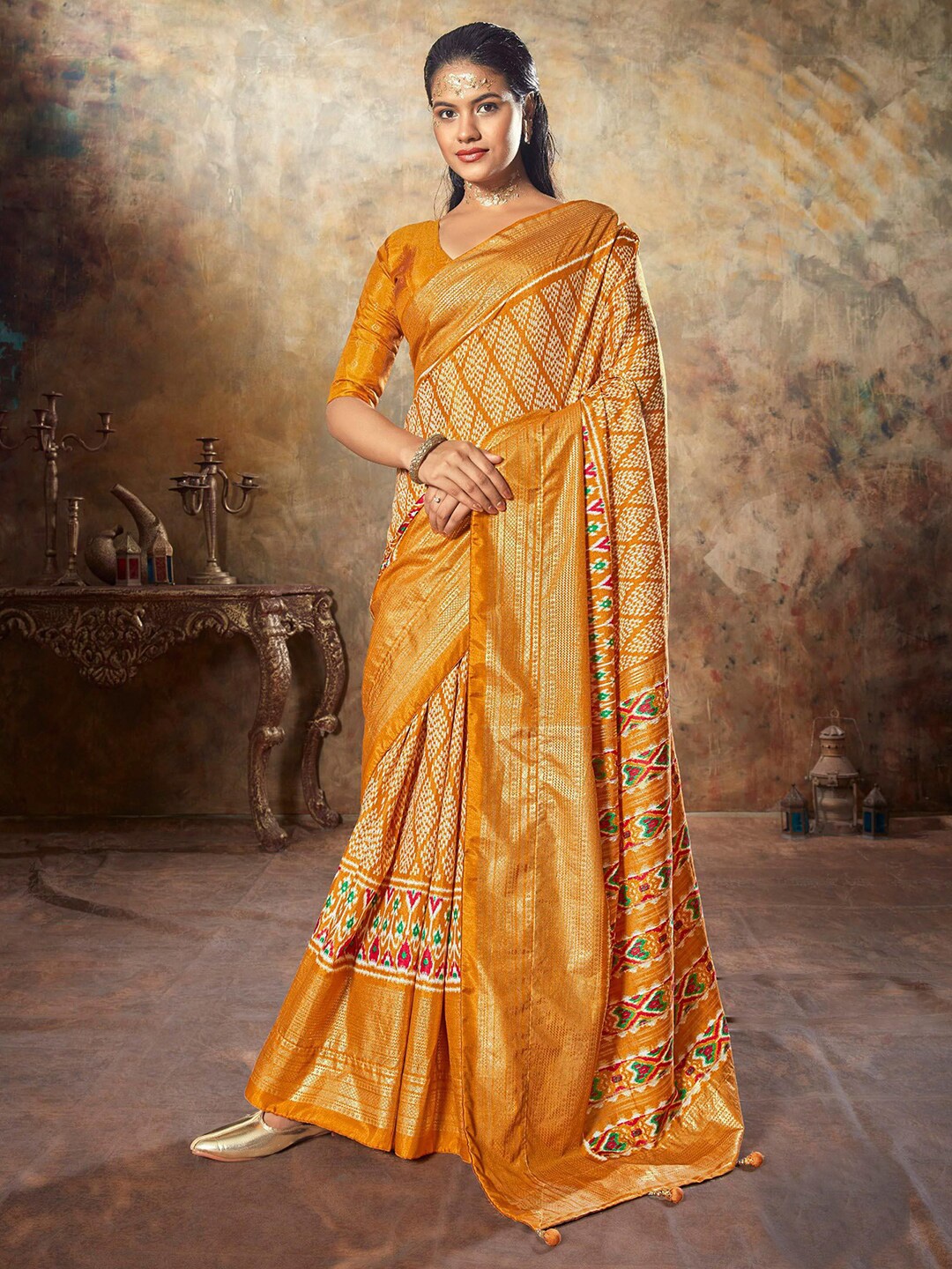 

Mitera Yellow & Gold-Toned Geometric Printed Zari Art Silk Saree