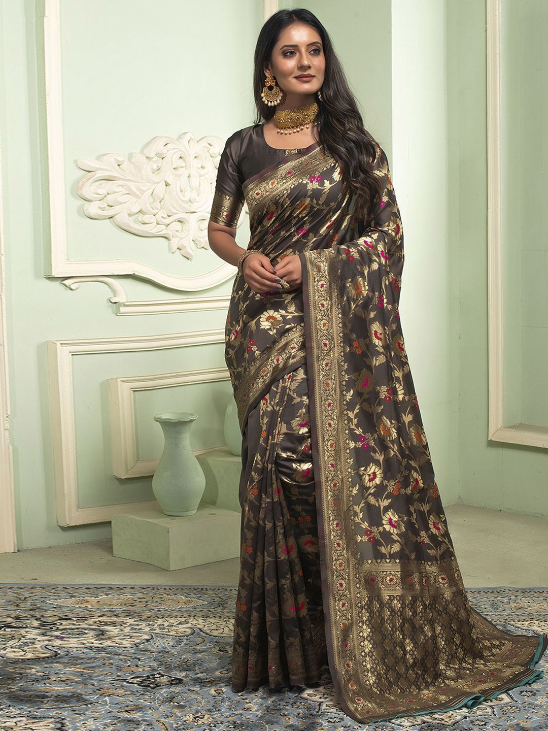 

Mitera Woven Design Zari Art Silk Banarasi Saree, Grey