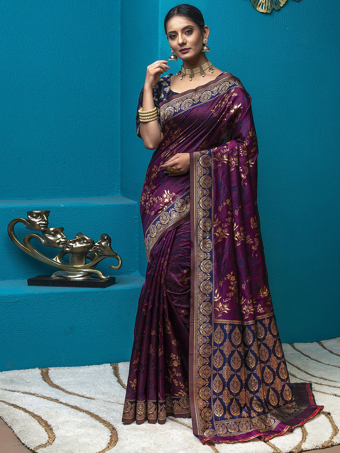 

Mitera Woven Design Zari Art Silk Banarasi Saree, Magenta