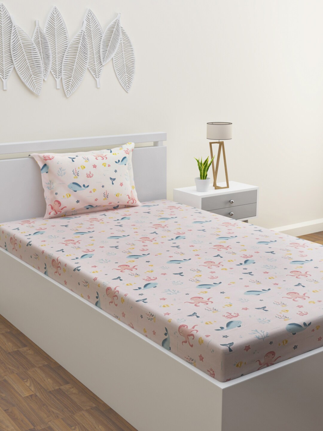 

HOME AFFAIRS Kids Comic Collection Pure Cotton 144 TC Single Bedsheet Set, Cream