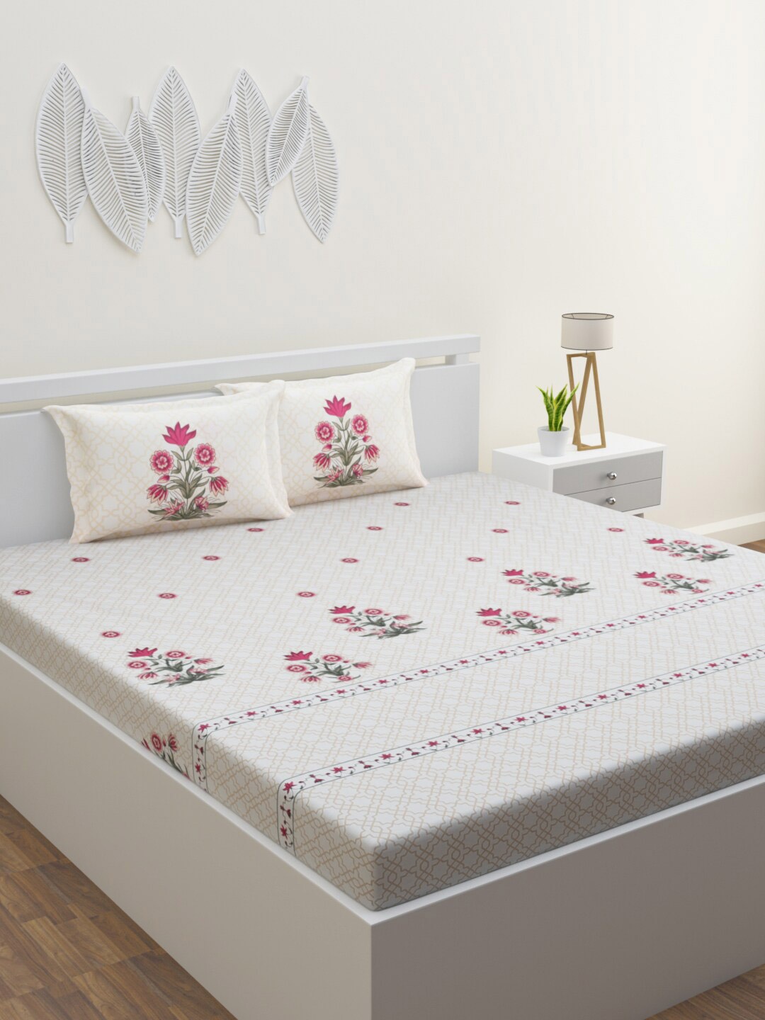 

HOME AFFAIRS White & Red Floral Cotton 210 TC King Bedsheet With 2 Pillow Covers