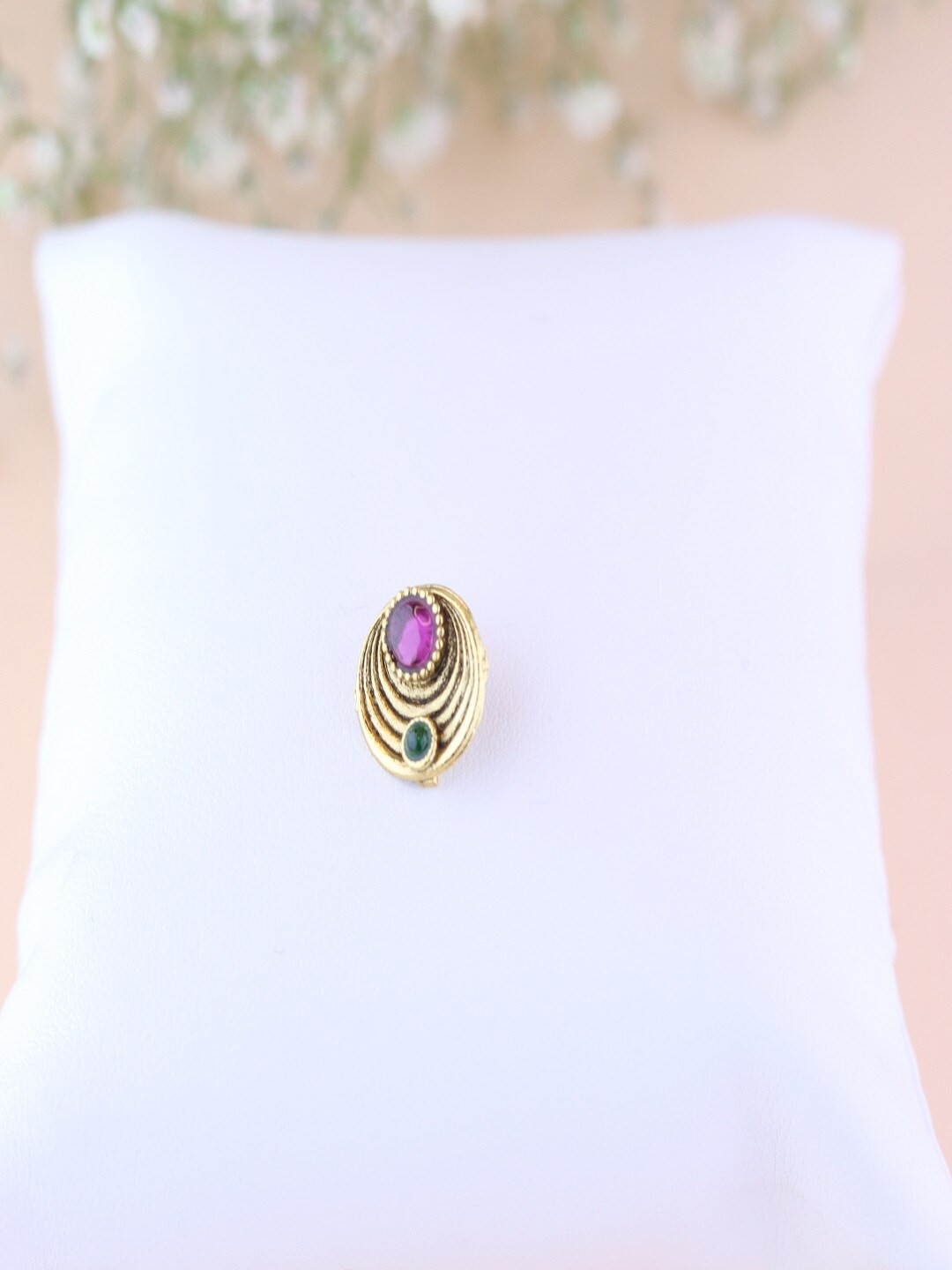 

I Jewels Gold Plated Kundan-Studded Clip-On Stud Nosepin