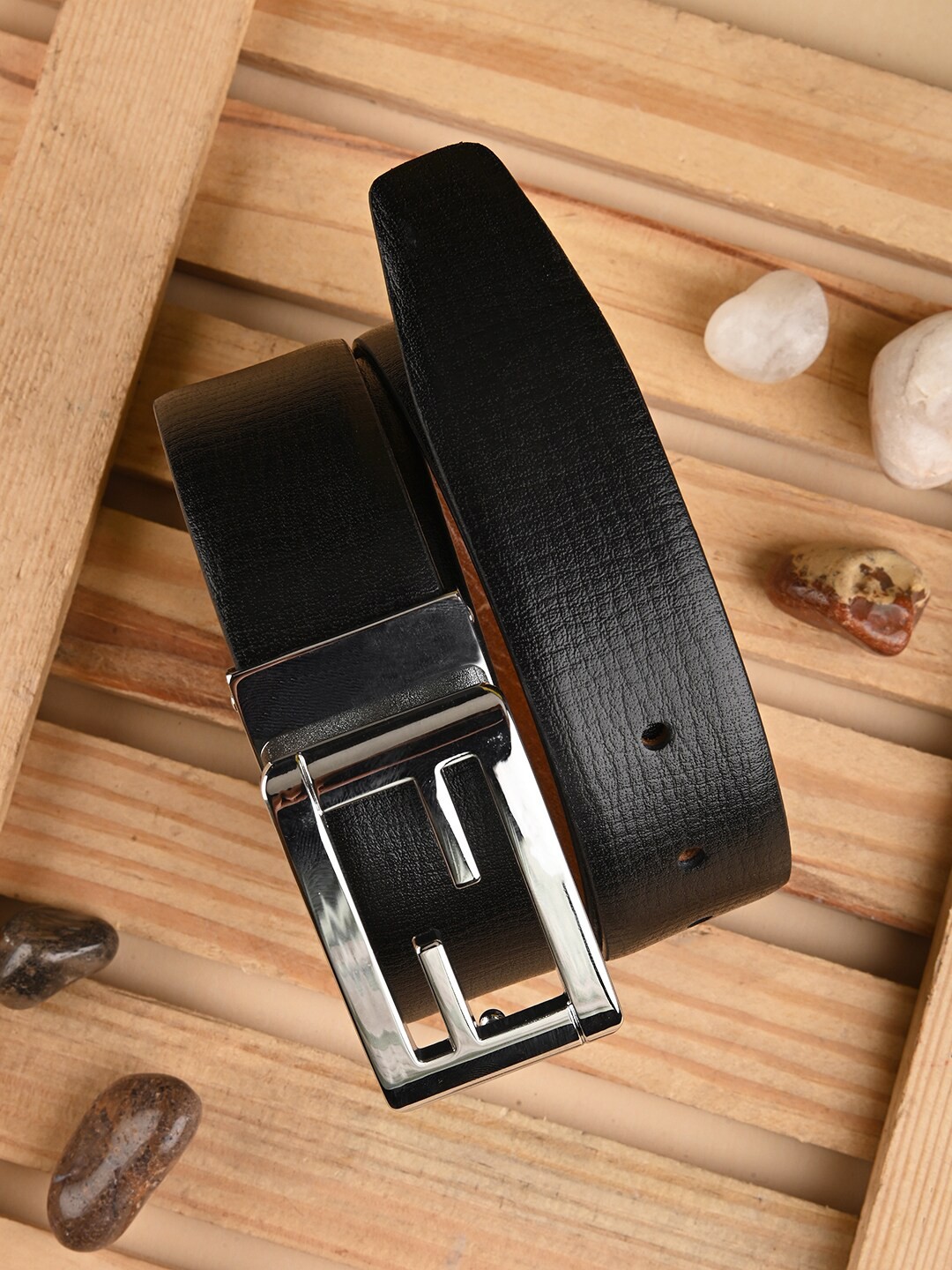 

BuckleUp Men Leather Reversible Belt, Black