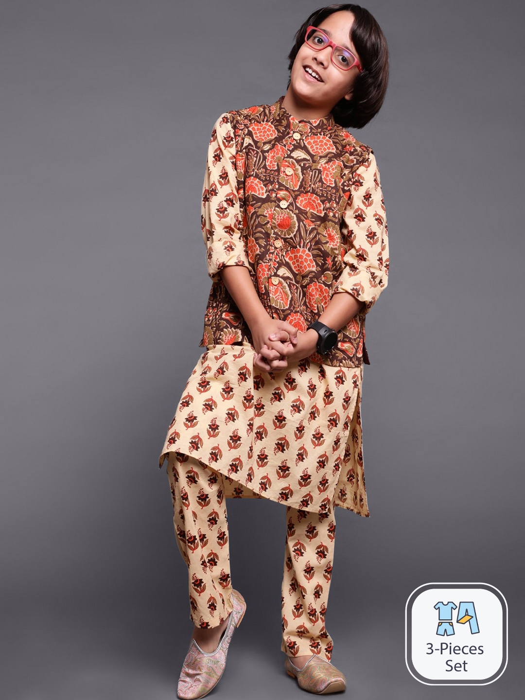 

Aks Kids Boys Floral Printed Straight Pure Cotton Kurta With Pyjamas With Nehru Jacket, Brown