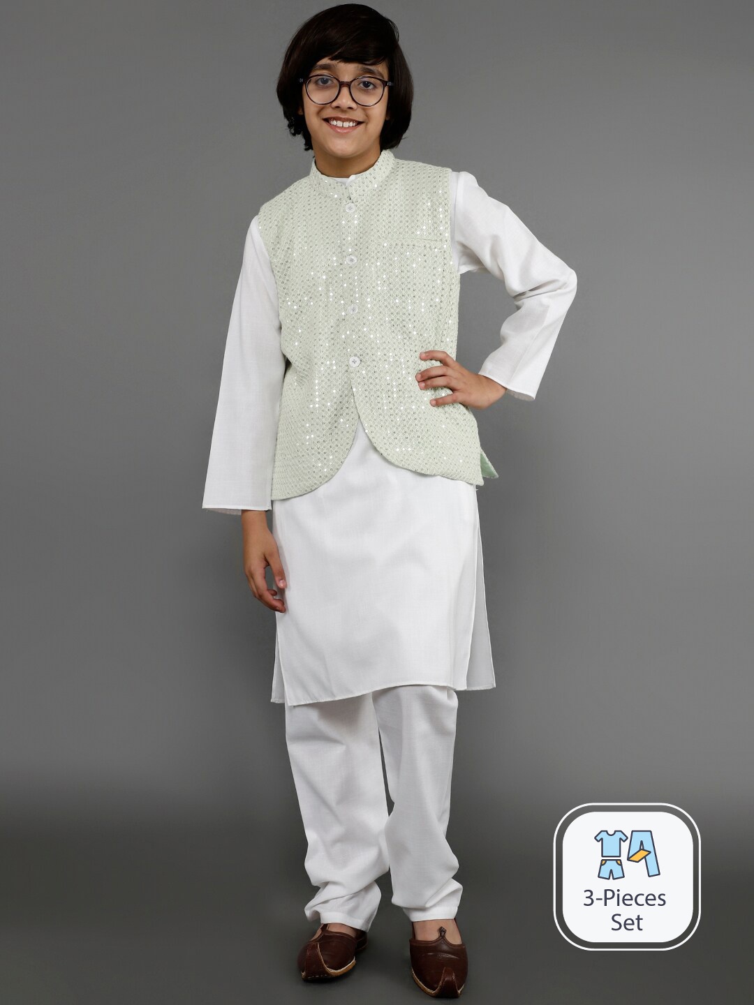 

Aks Kids Boys Regular Kurta With Trousers Embellished Nehru Jacket, White