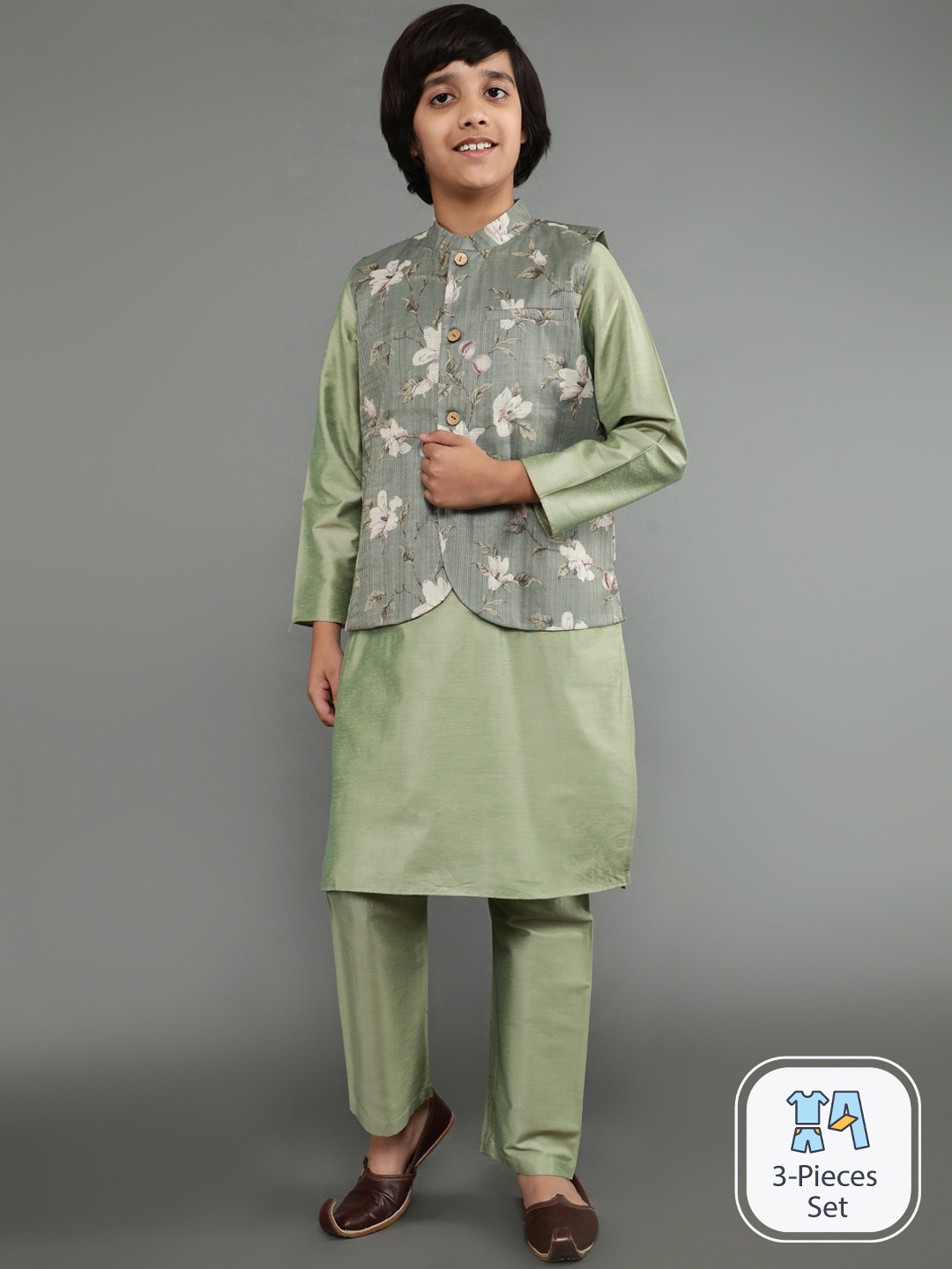 

Aks Kids Boys Manadrin Collar Straight Kurta With Pyjamas With Nehru Jacket, Green