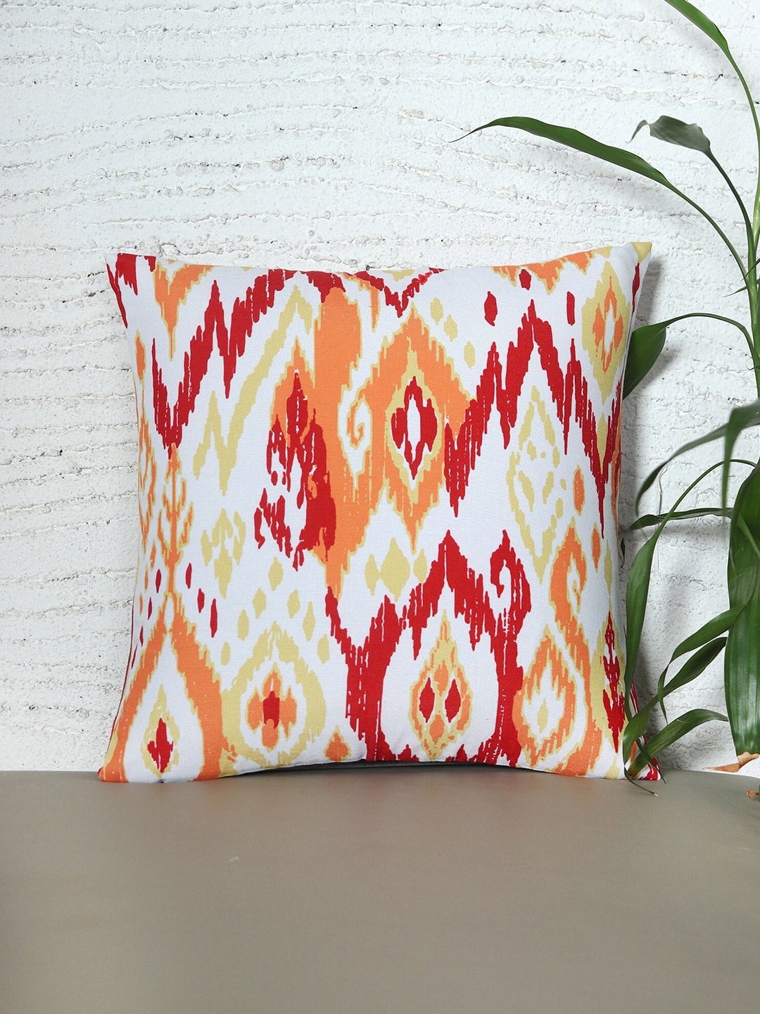 

ZEBA Red & White Geometric Square Cushion Cover