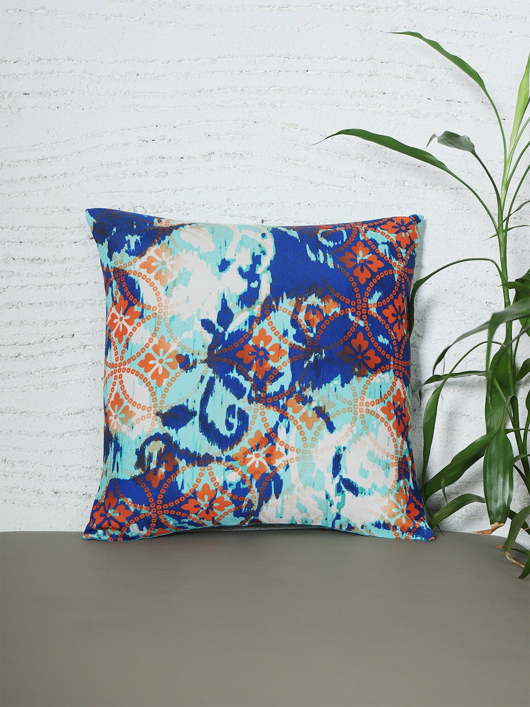 

ZEBA Blue & Red Floral Square Cushion Cover