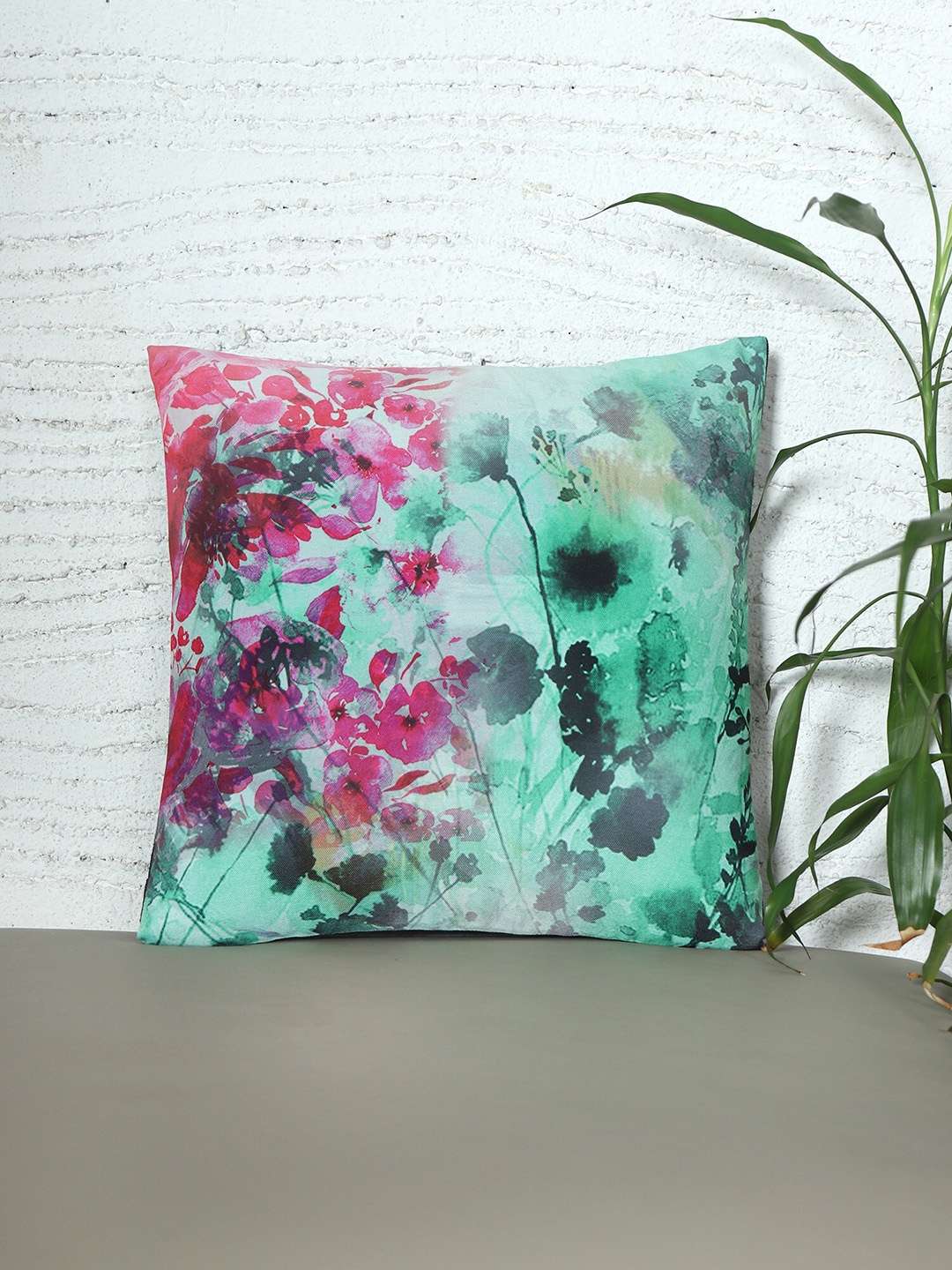 

ZEBA Pink & Black Floral Square Cushion Cover