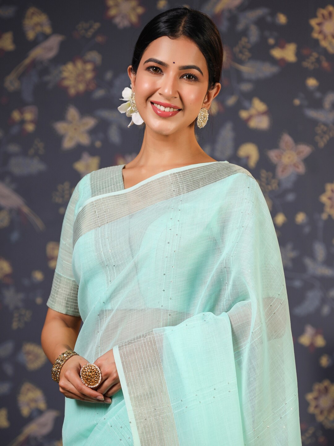 

House of Pataudi Woven Design Zari Sequinned Saree, Turquoise blue