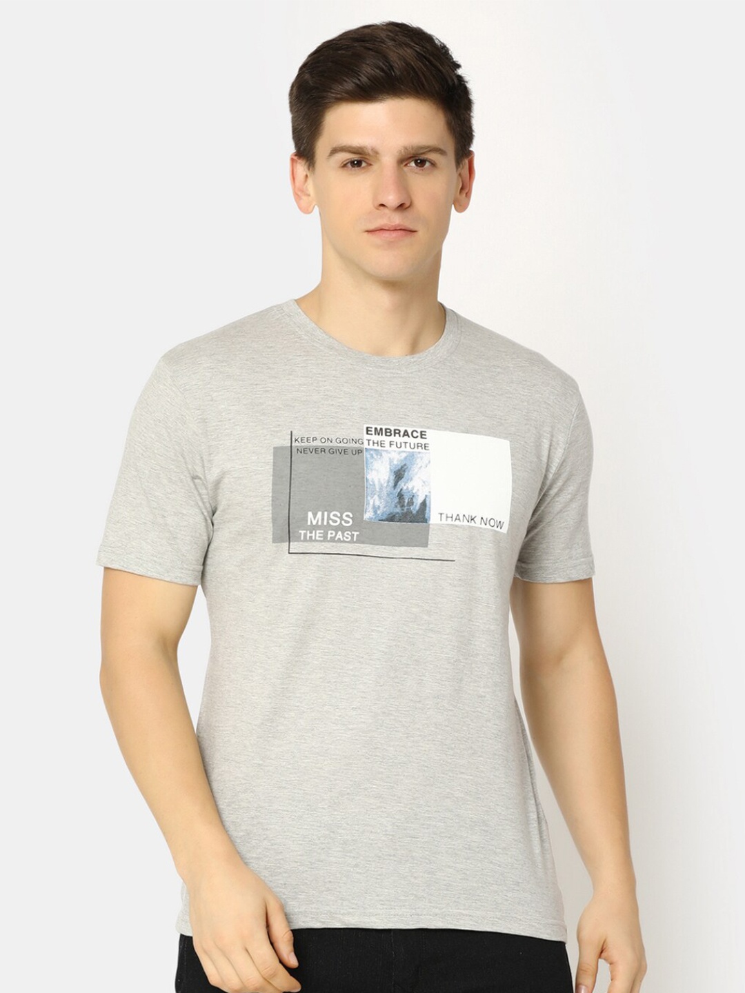 

V-Mart Graphic Printed Cotton Slim Fit T-shirt, Grey