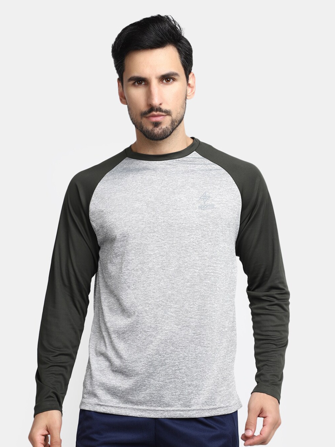 

V-Mart Raglan Sleeves Slim Fit T-shirt, Green