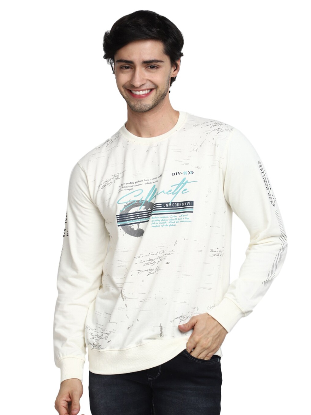 

V-Mart Typography Printed Cotton T-shirt, Off white