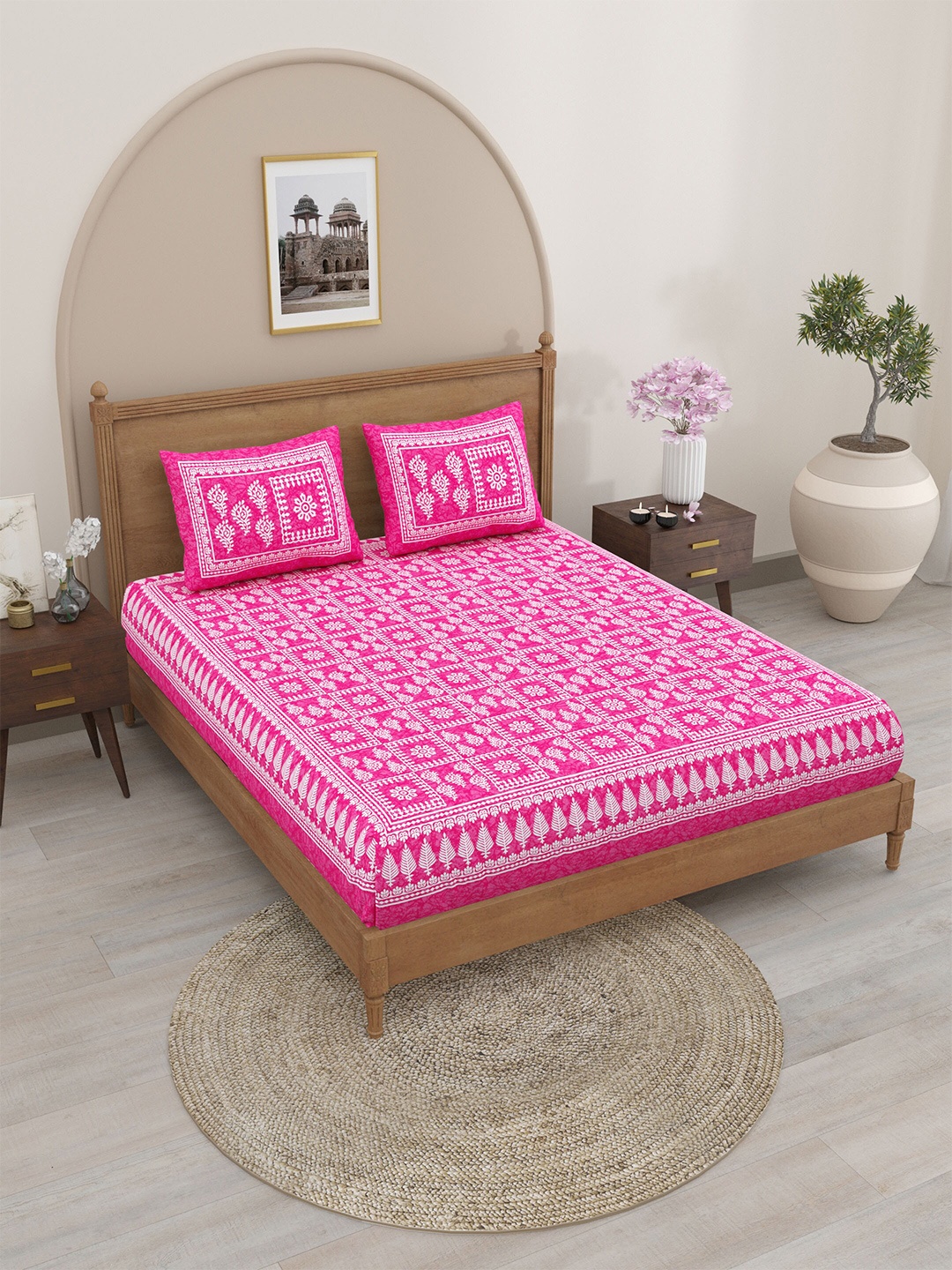 

SheetKart Pink & White Printed Cotton 120 TC Queen Bedsheet with 2 Pillow Covers