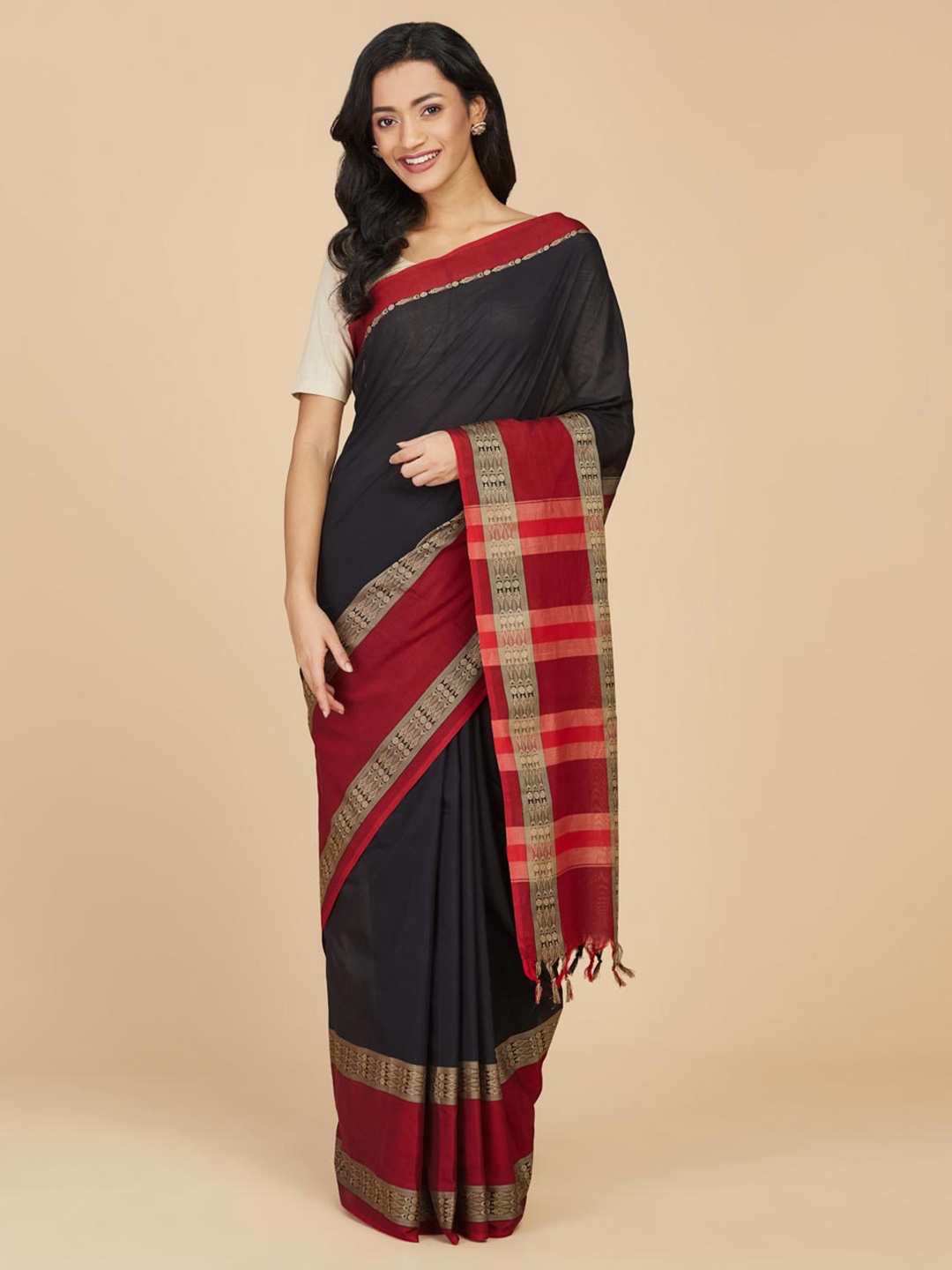 

Fabindia Woven Design Pure Cotton Saree, Black