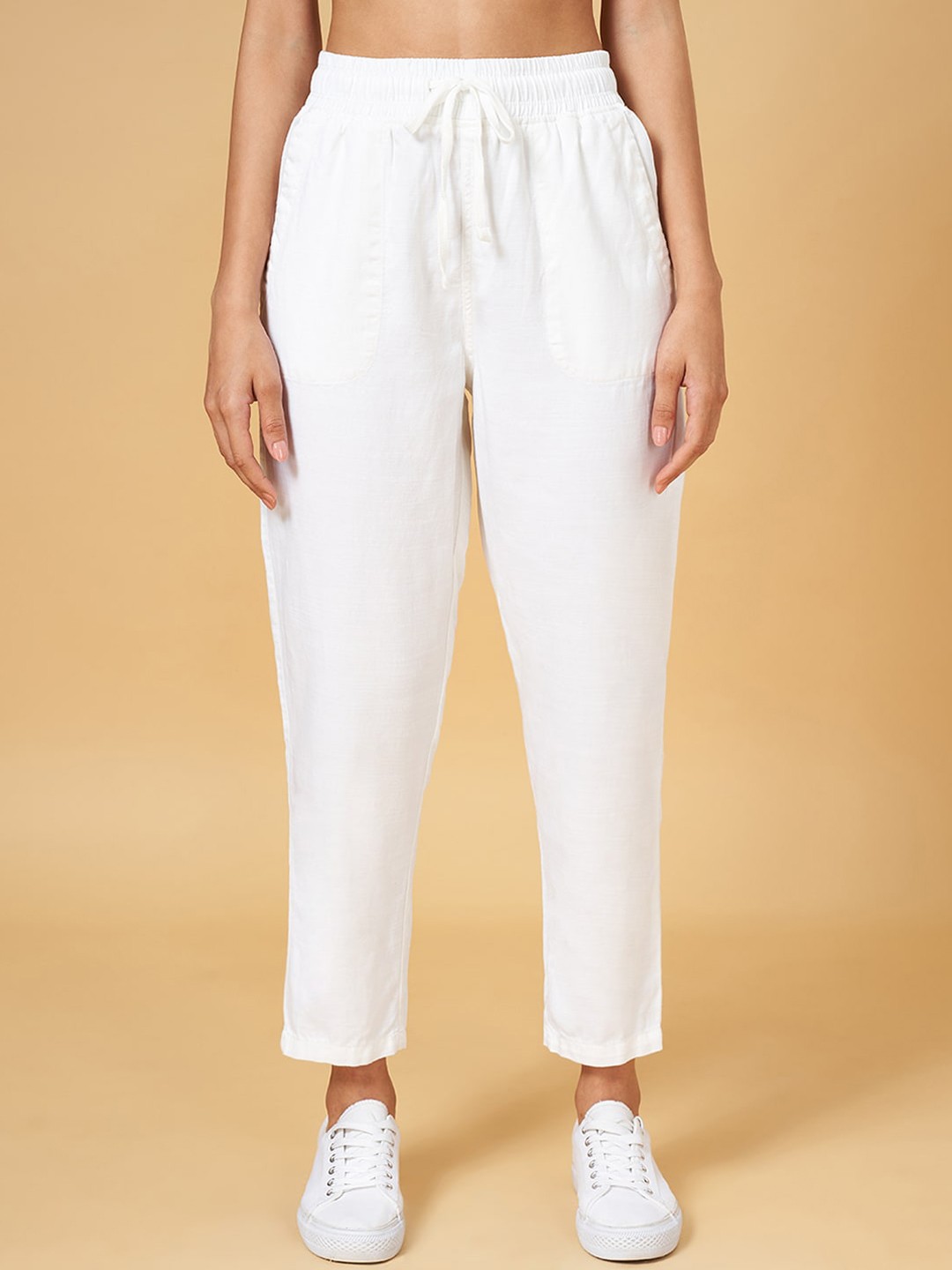 

Honey by Pantaloons Women Plain Flat-Front High-Rise Trousers, White