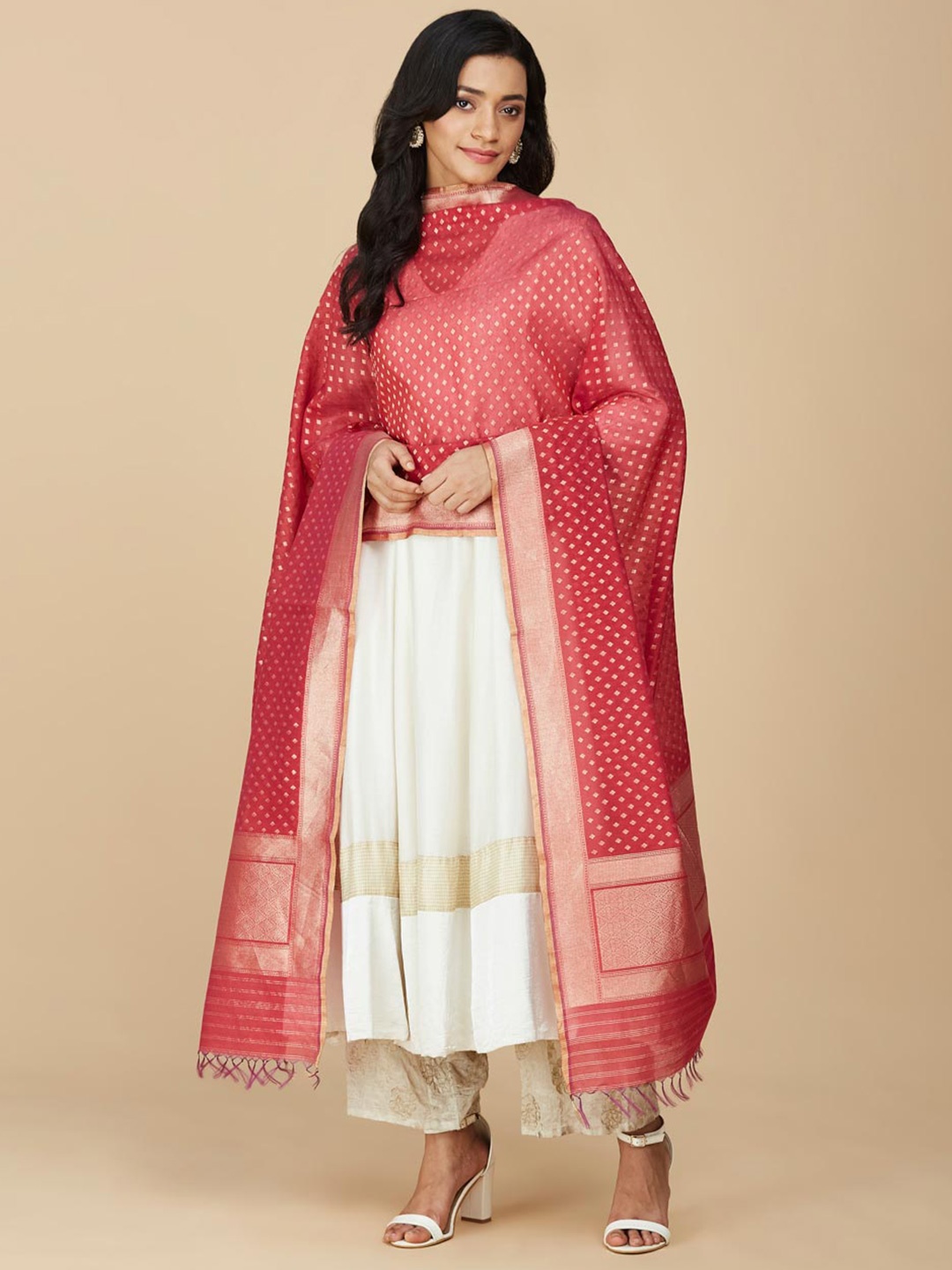 

Fabindia Red & Gold-Toned Ethnic Motifs Woven Design Cotton Silk Dupatta