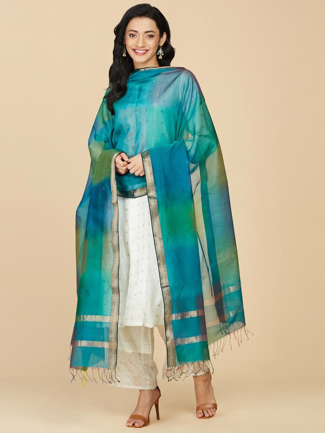 

Fabindia Teal & Green Dyed Cotton Silk Dupatta