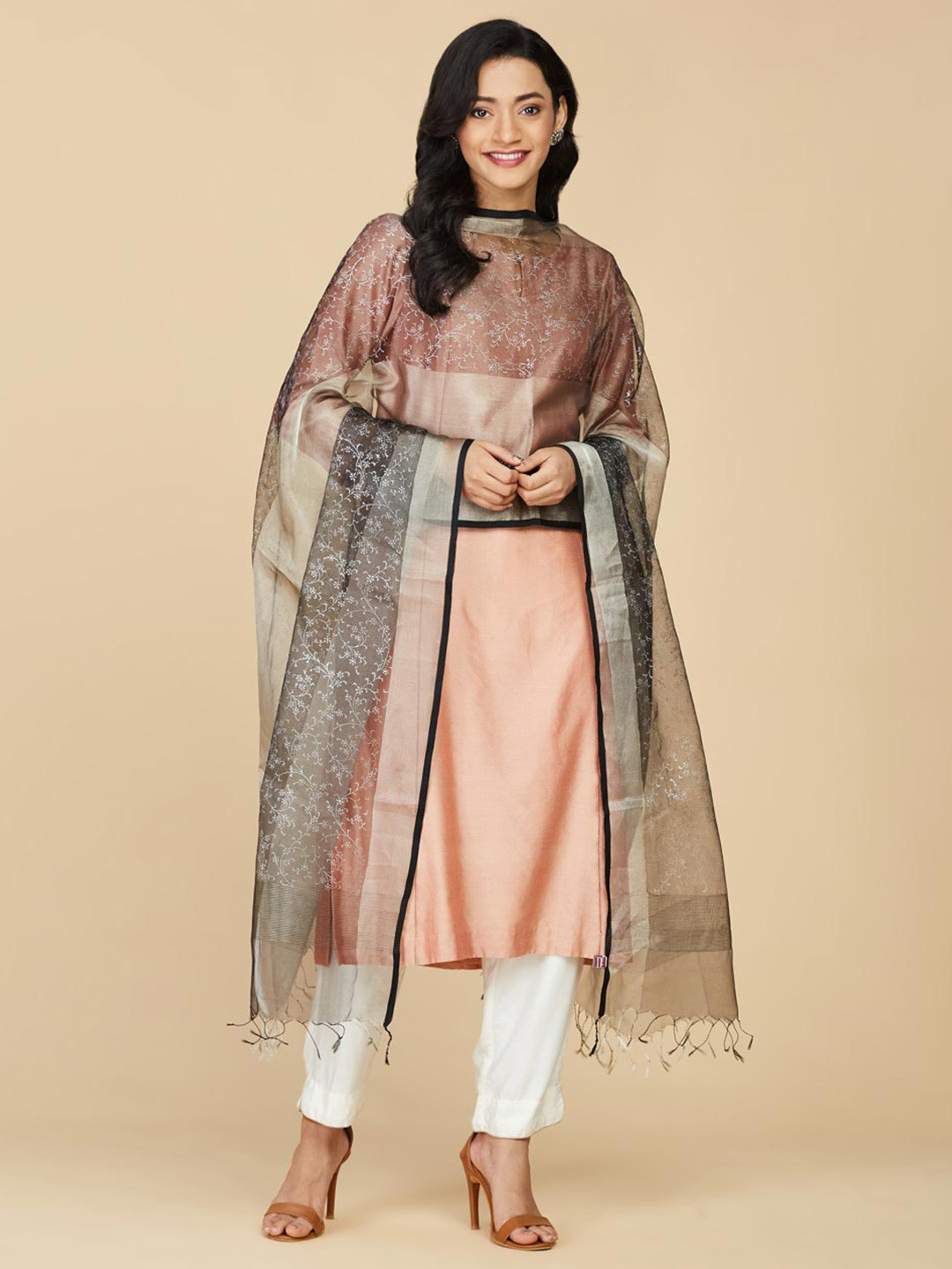 

Fabindia Black & Mauve Ethnic Motifs Printed Dupatta