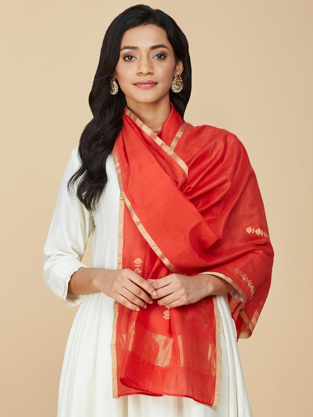 

Fabindia Floral Woven Design Cotton Silk Stole, Red