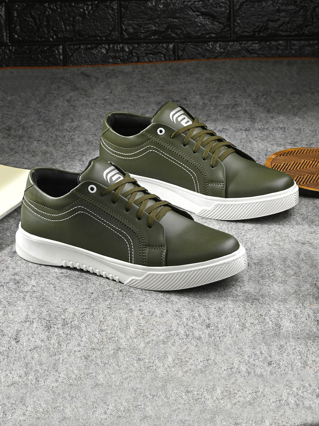 

BUCIK Men Moisture Wicking Lightweight Comfort Insole Sneakers, Olive