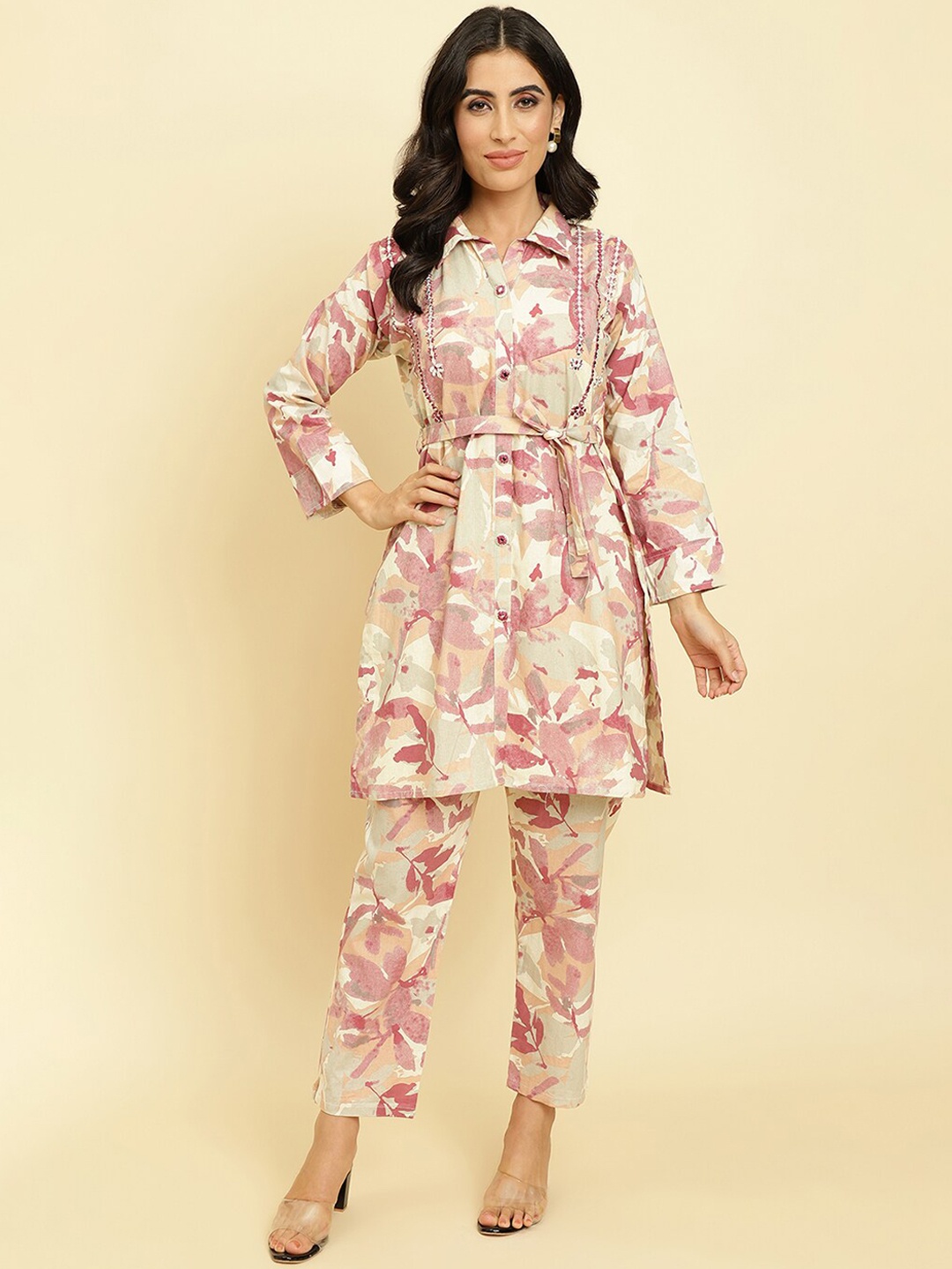 

Varanga Floral Printed Regular Mirror Work Kurta with Trousers, Off white