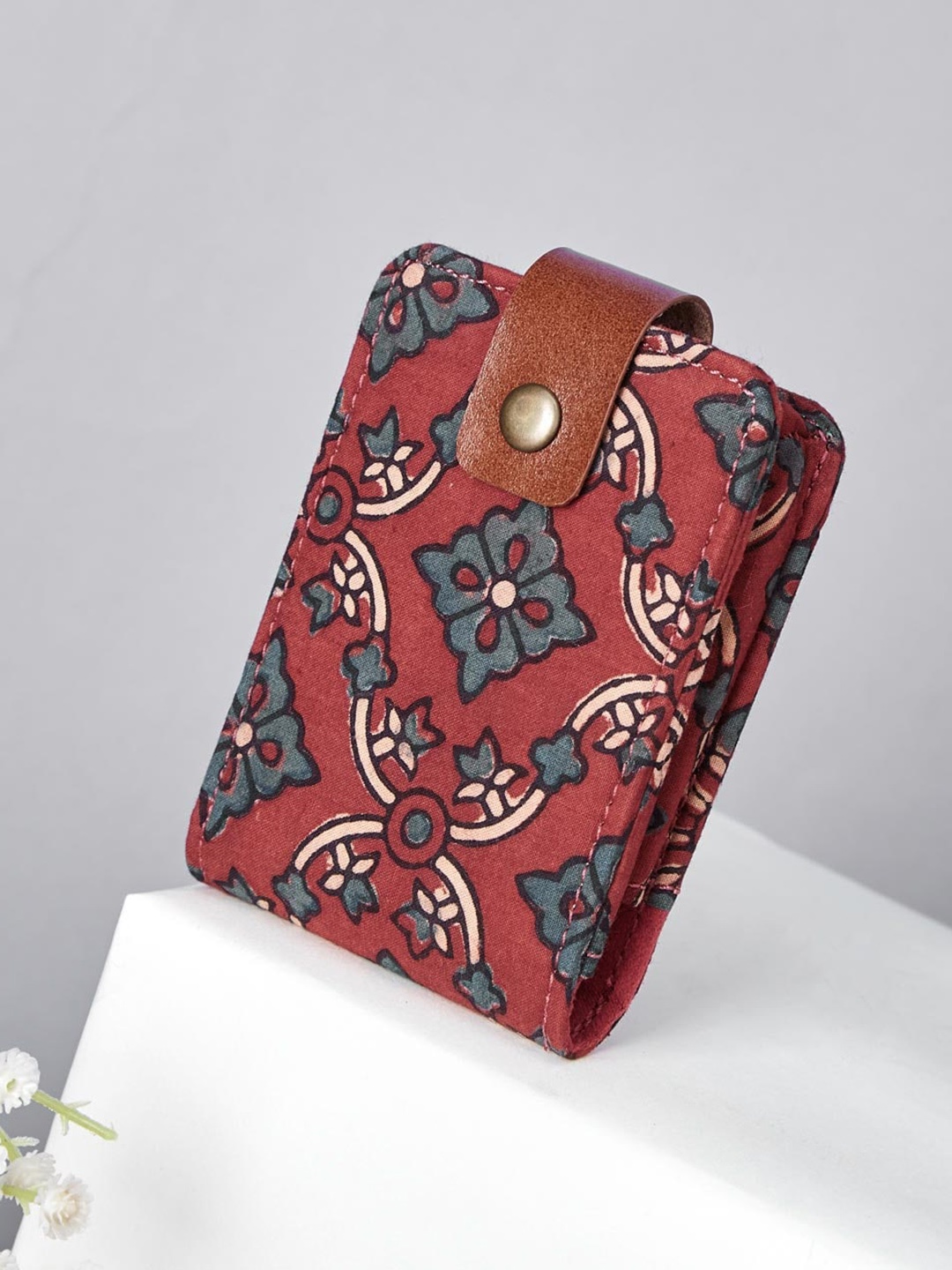 

Fabindia Ethnic Motifs Printed Two Fold Wallet, Maroon