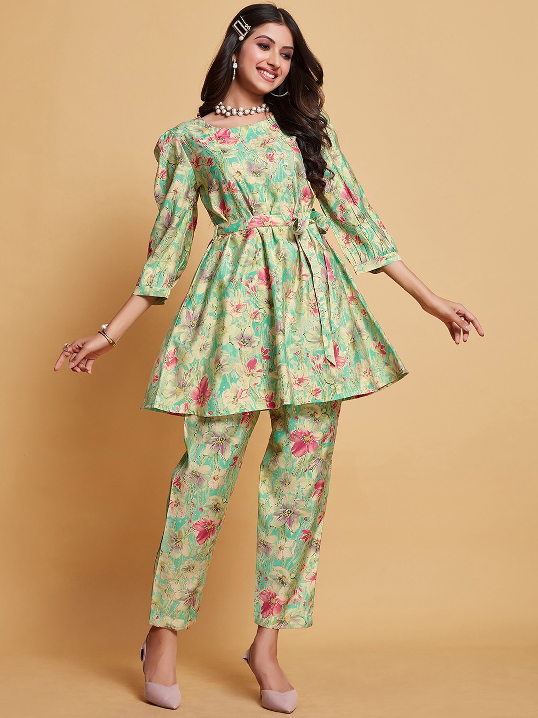 

Ishin Floral Printed Round Neck Tunic & Trouser, Sea green