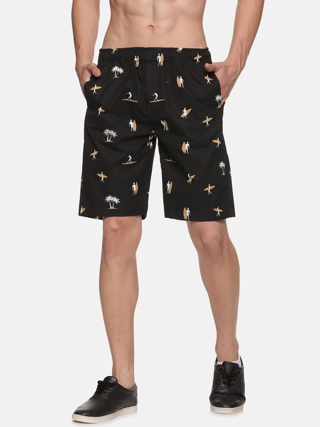 

Tusok Men Conversational Printed Pure Cotton Shorts, Black