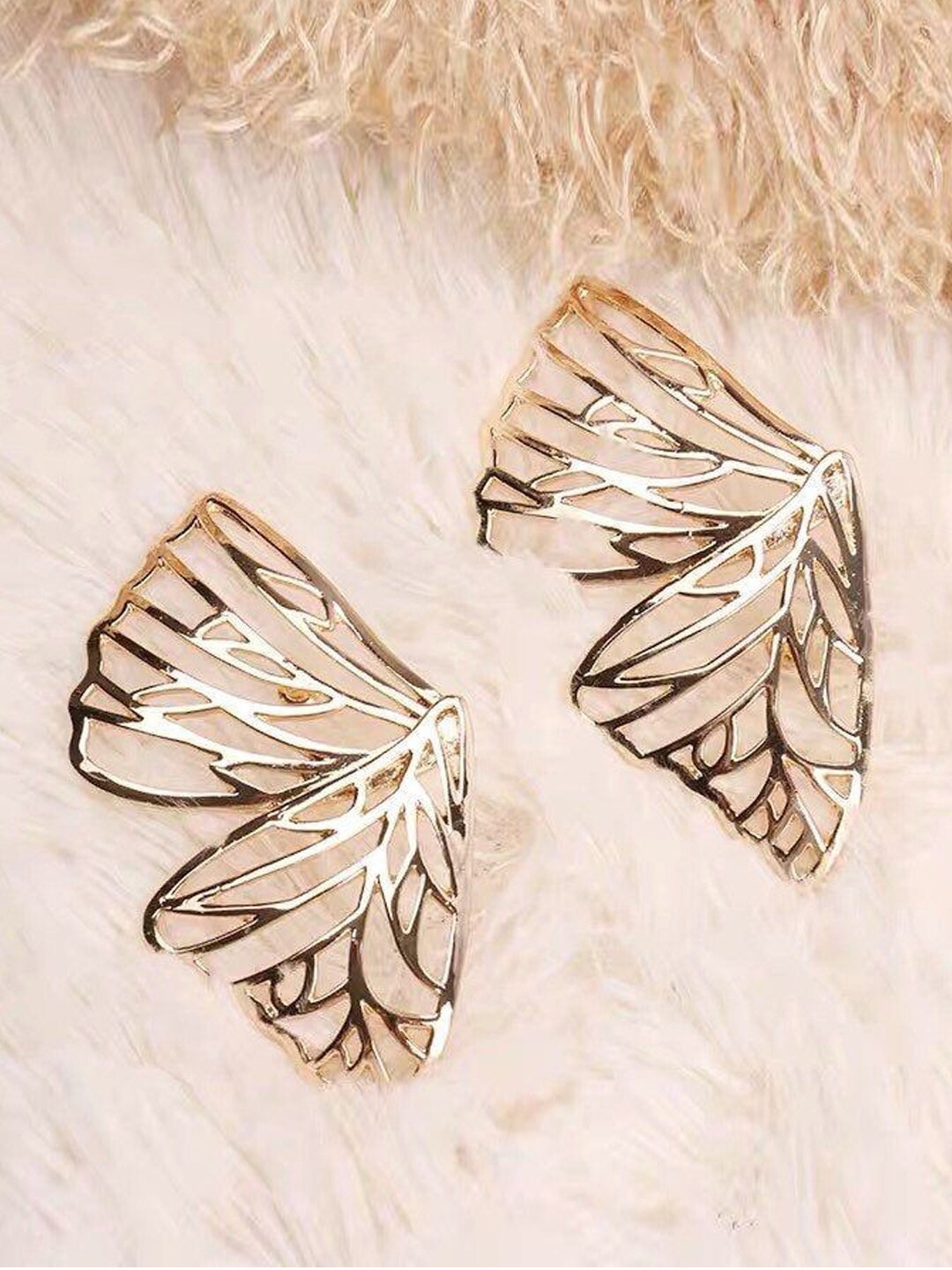 

VAGHBHATT Gold-Plated Butterfly Wing Shaped Studs