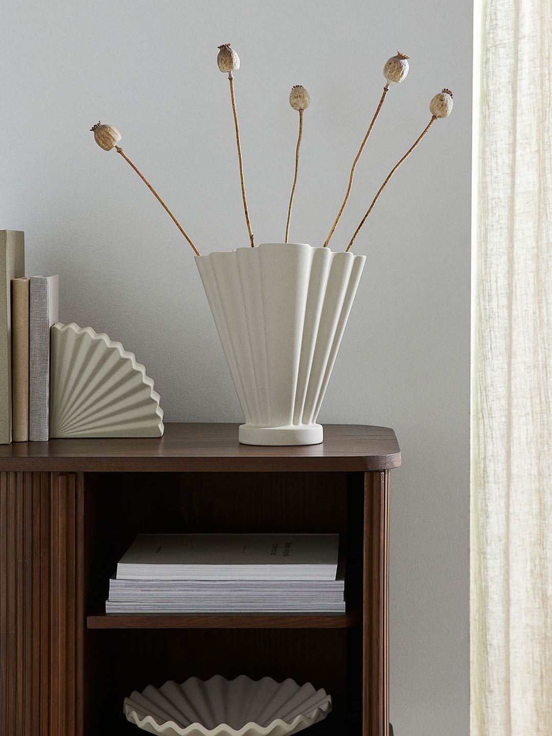 

H&M White Large Stoneware Vase