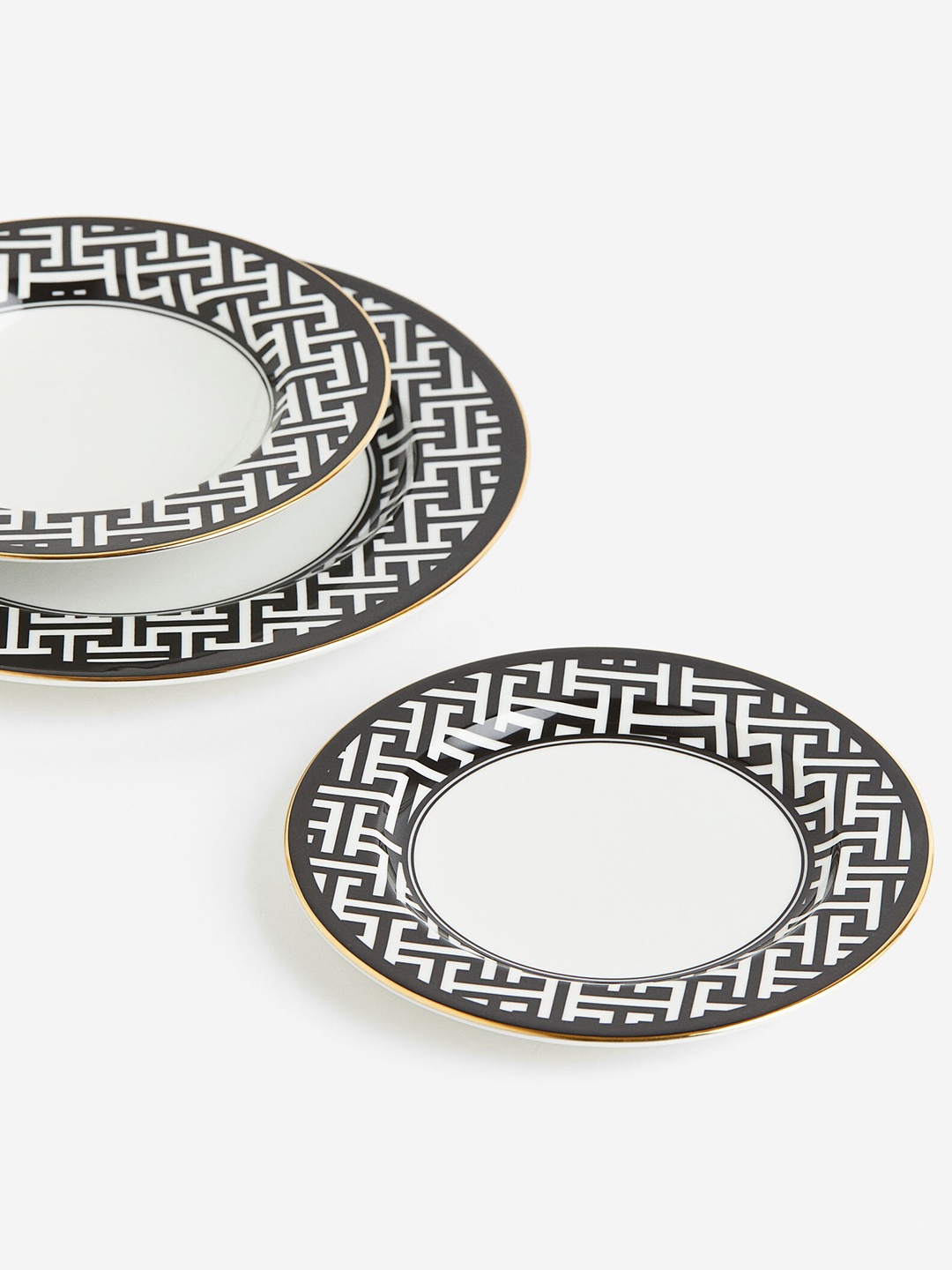 

H&M Black Porcelain Plate