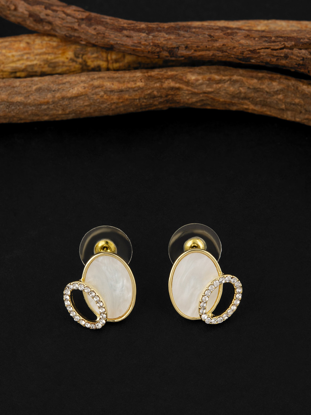 

E2O Gold-Plated Studs Earrings
