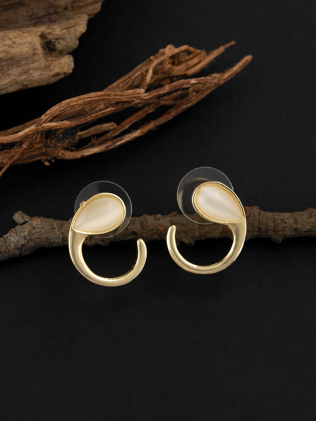 

E2O Gold-Toned Artificial Beads Contemporary Studs Earrings